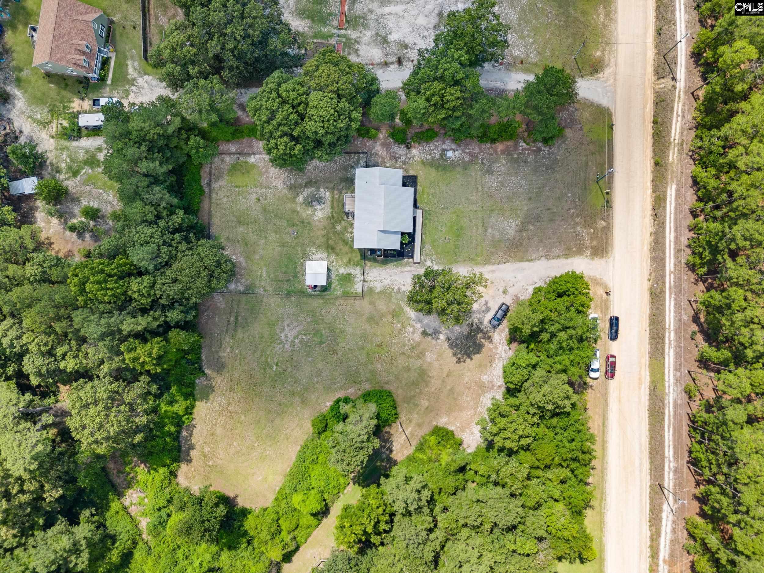 main property photo 37