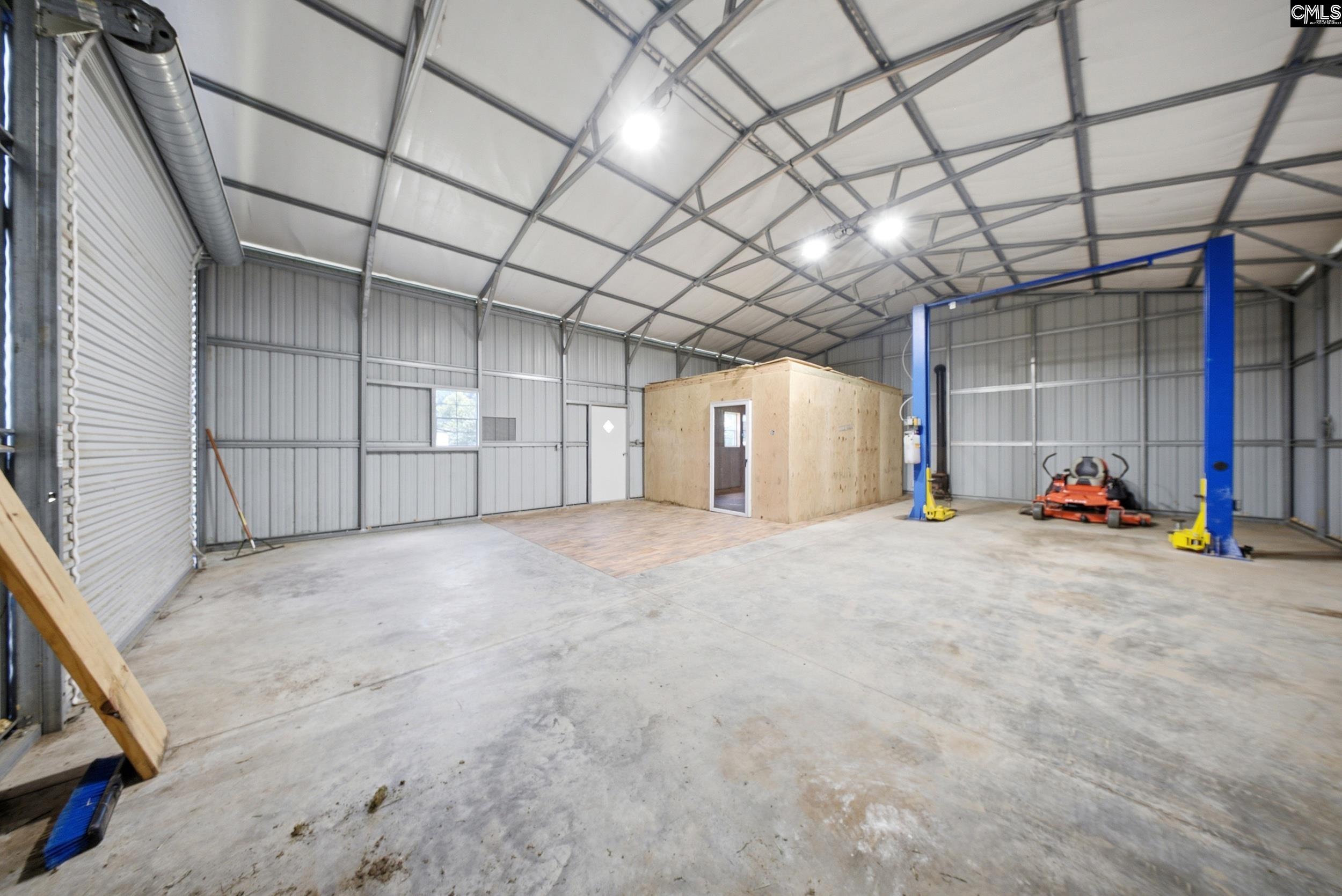 main property photo 37