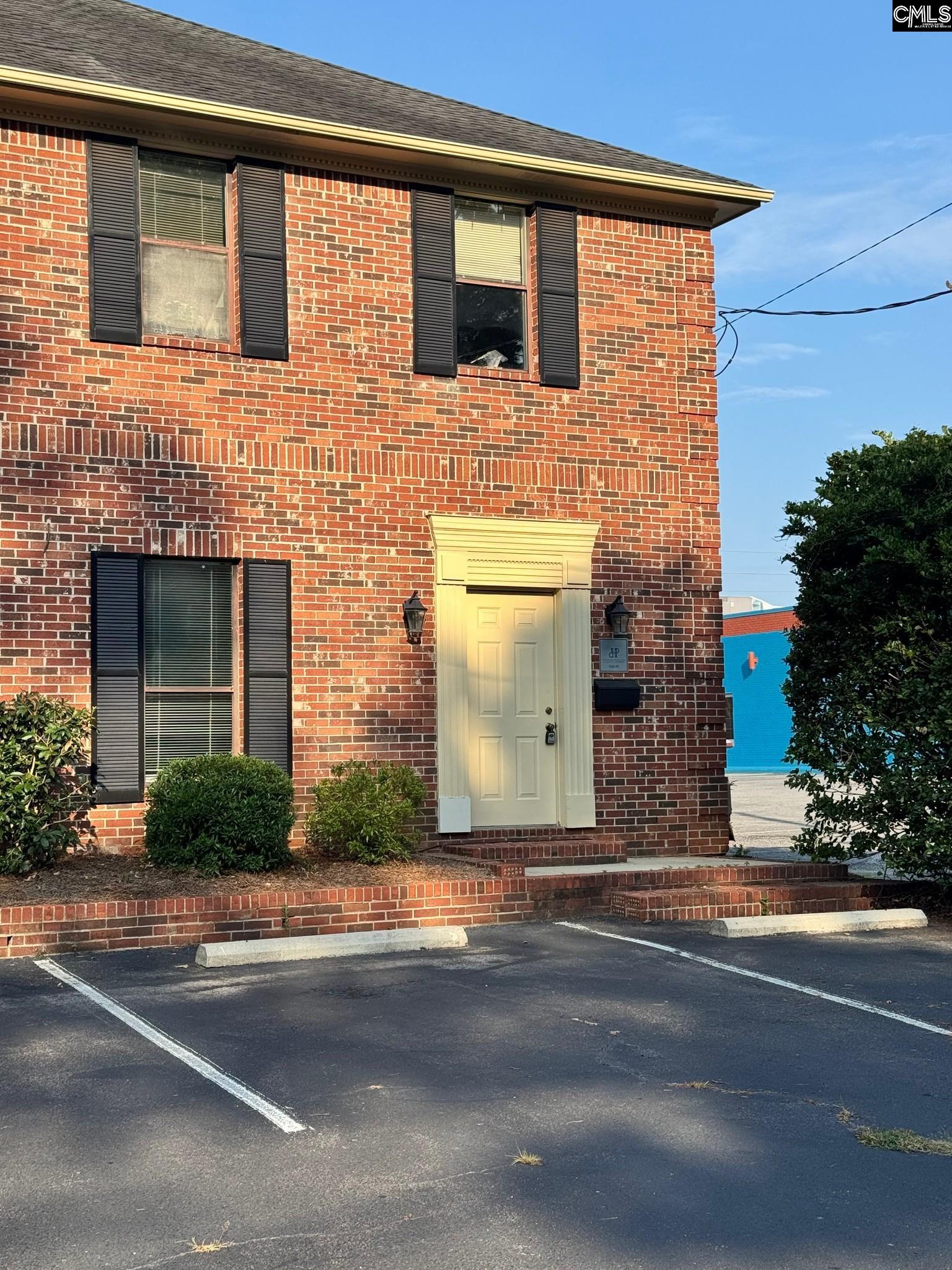 main property photo 4
