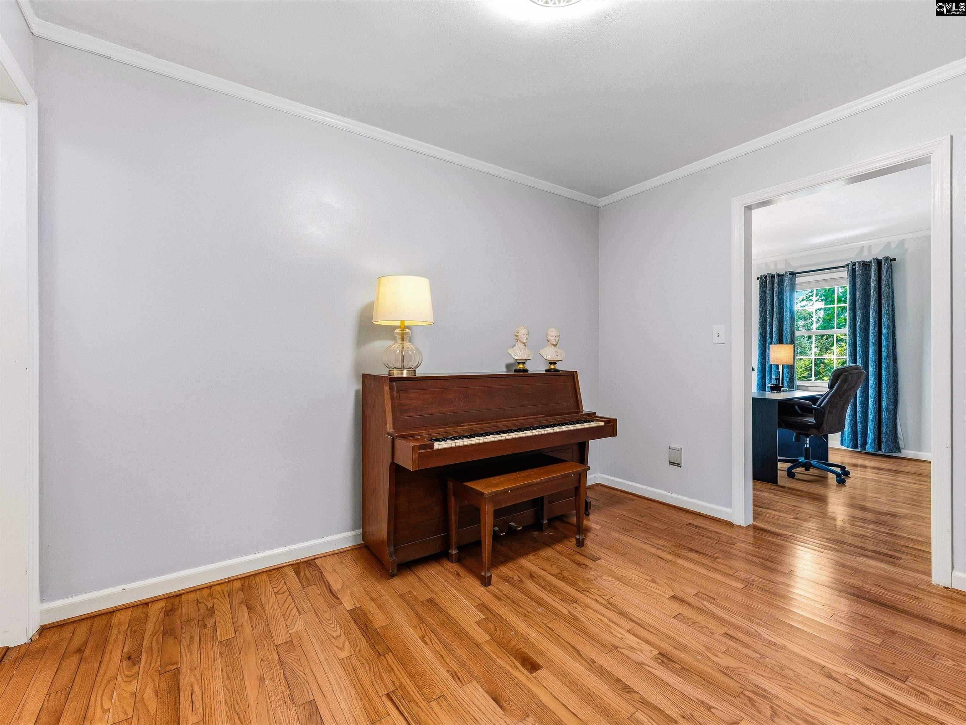 main property photo 37