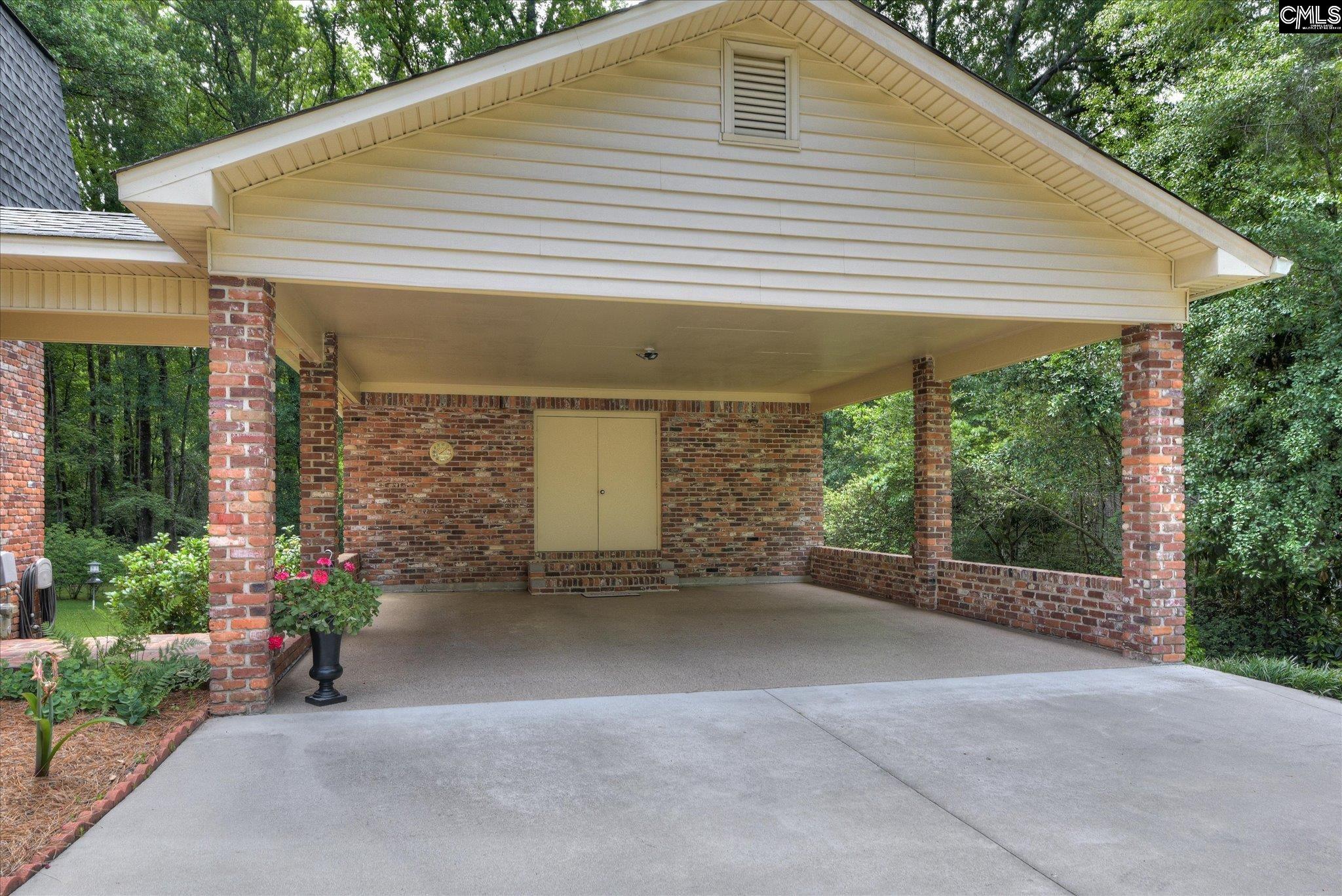 main property photo 59