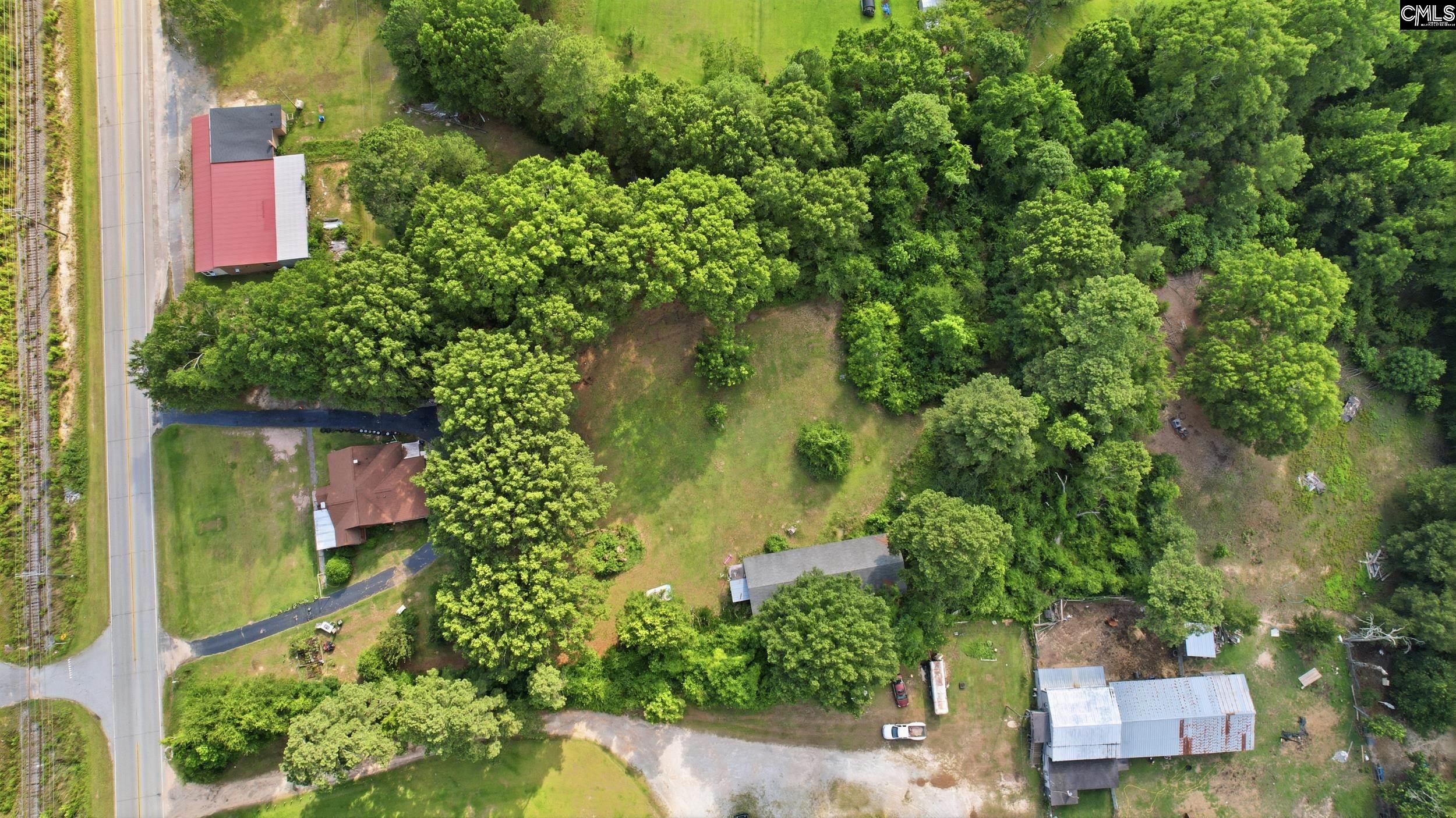 main property photo 40