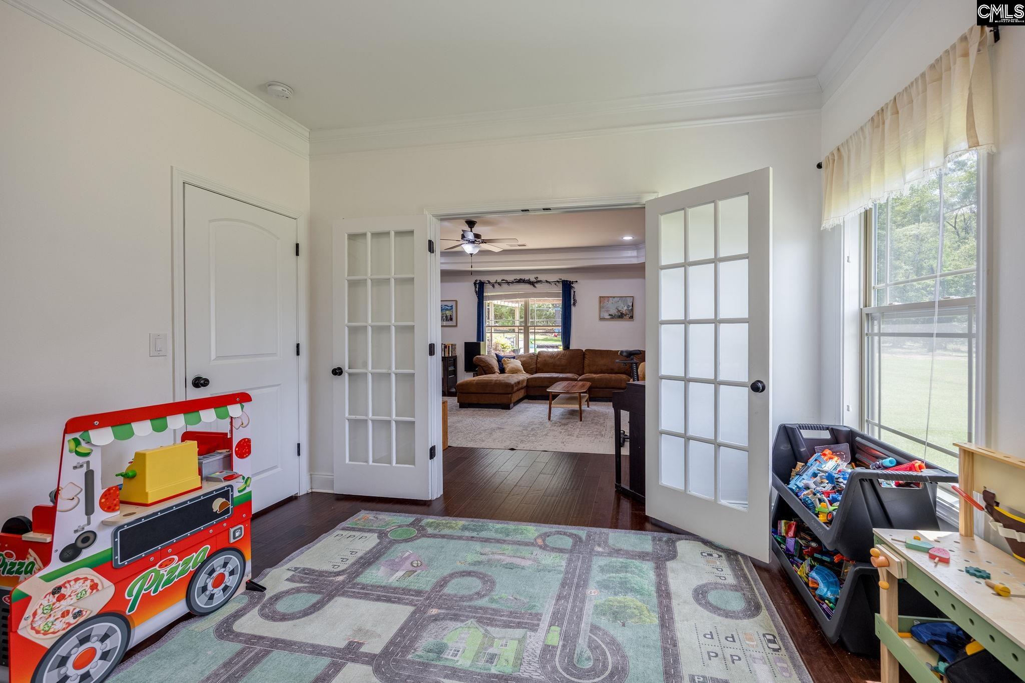 main property photo 18