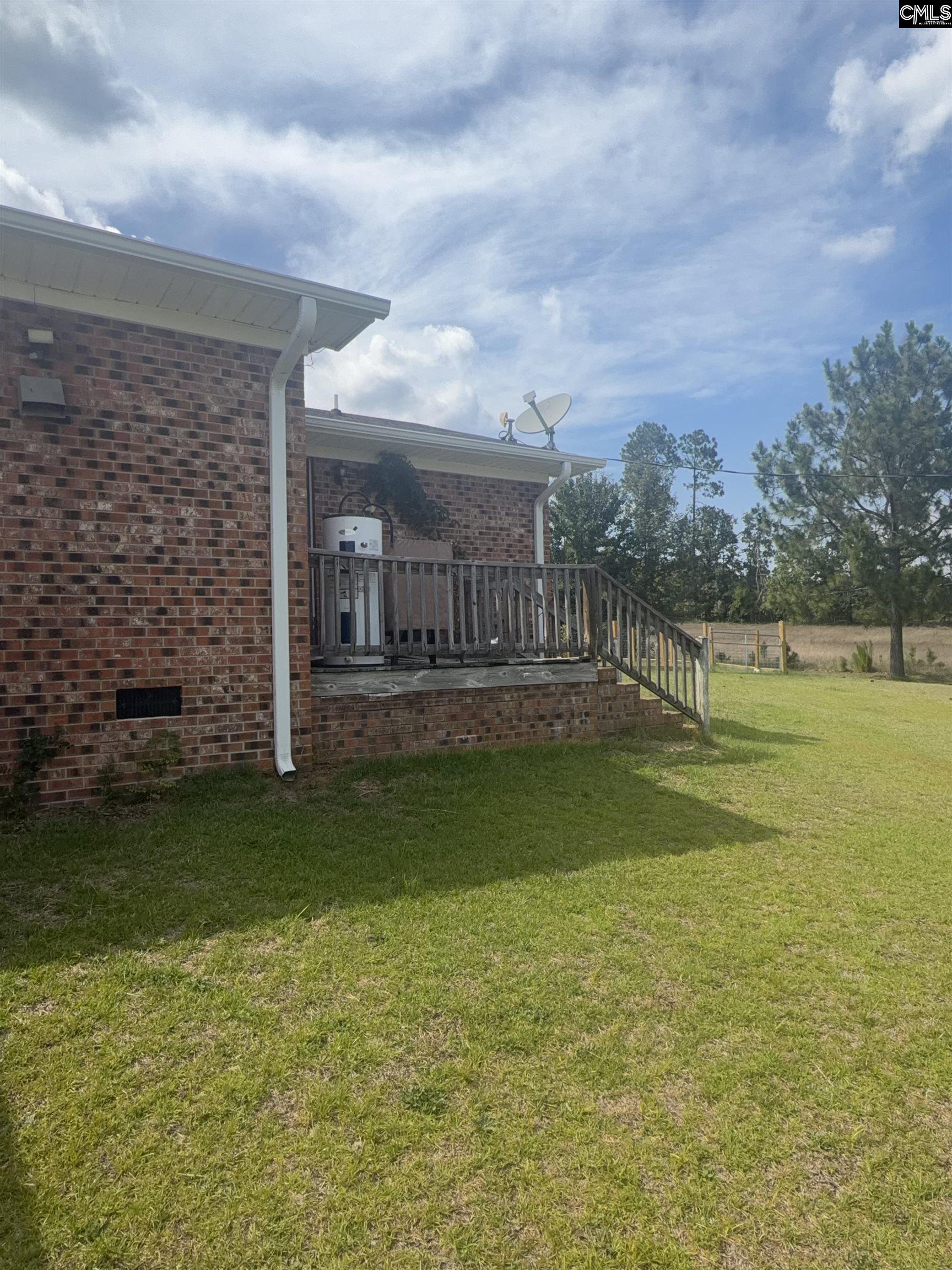 main property photo 34