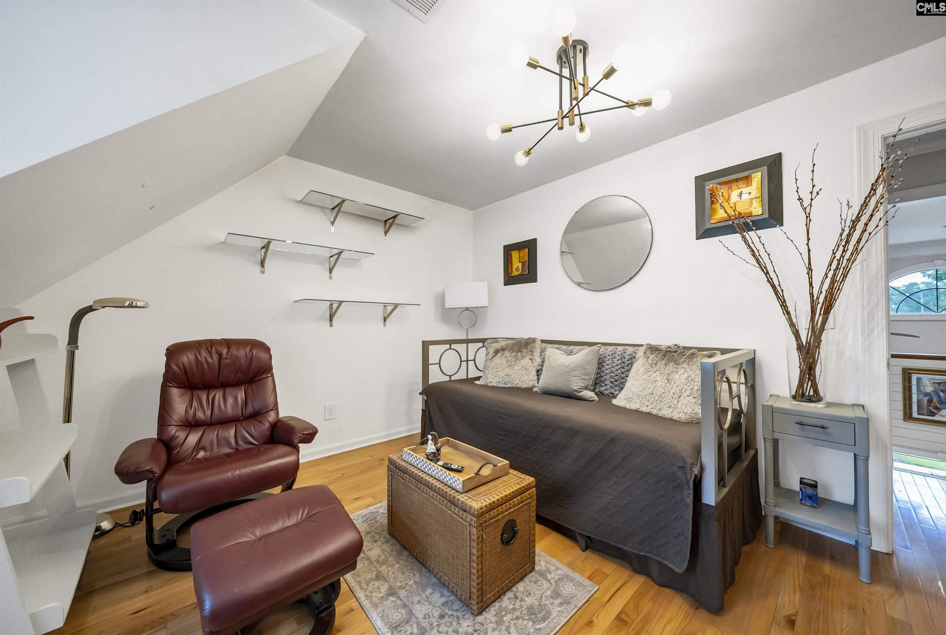 main property photo 79