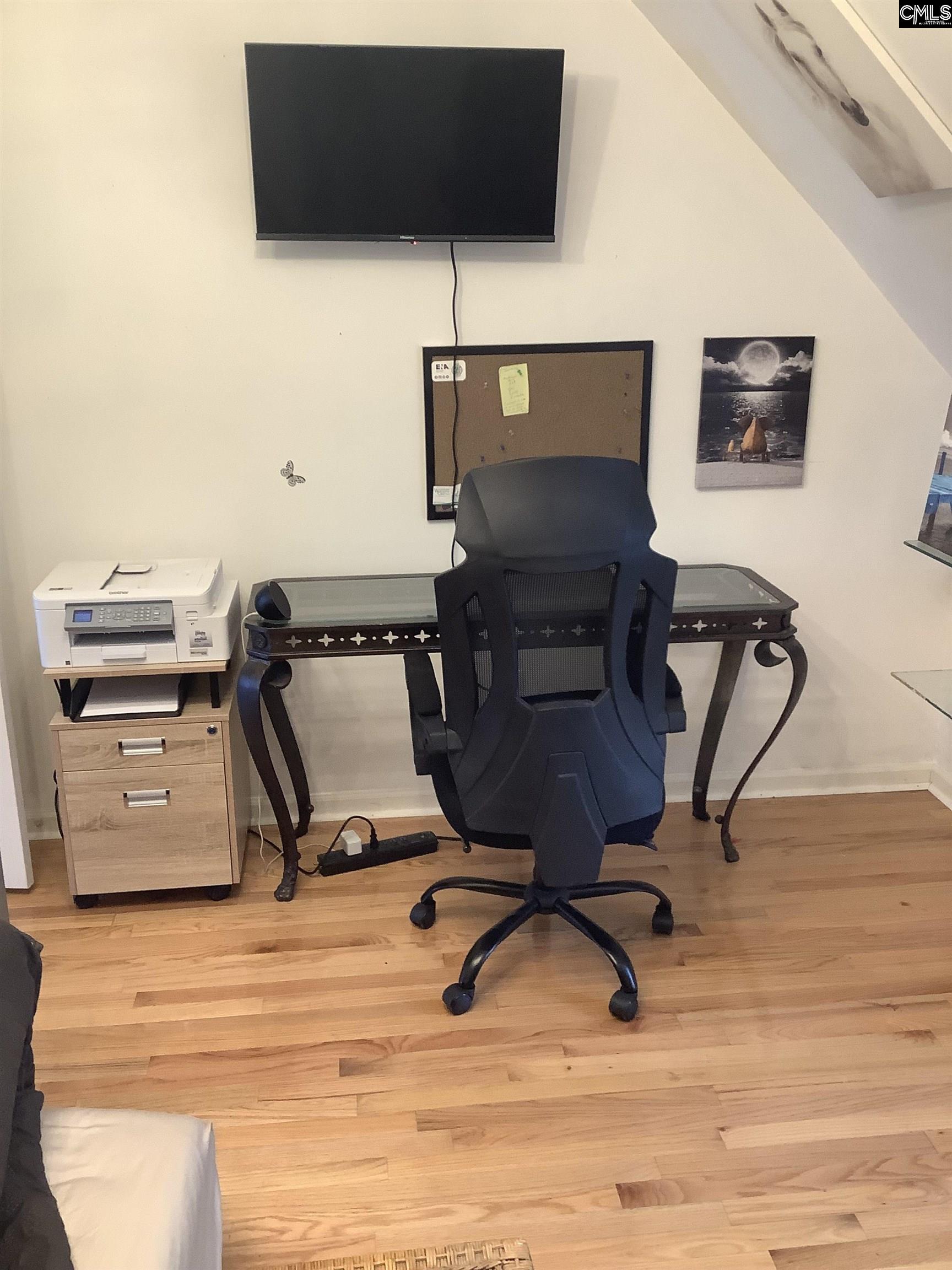 main property photo 94