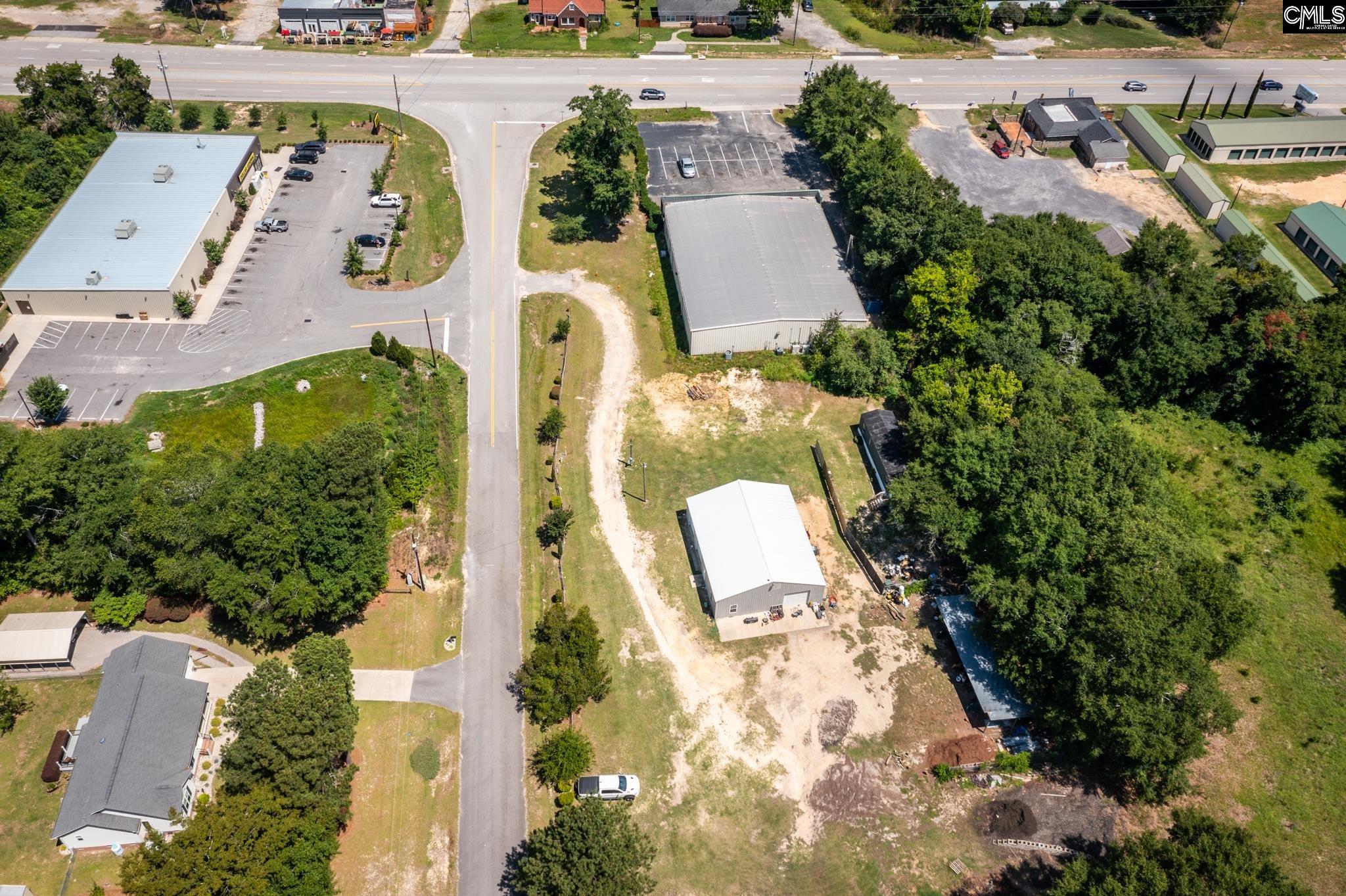 main property photo 32