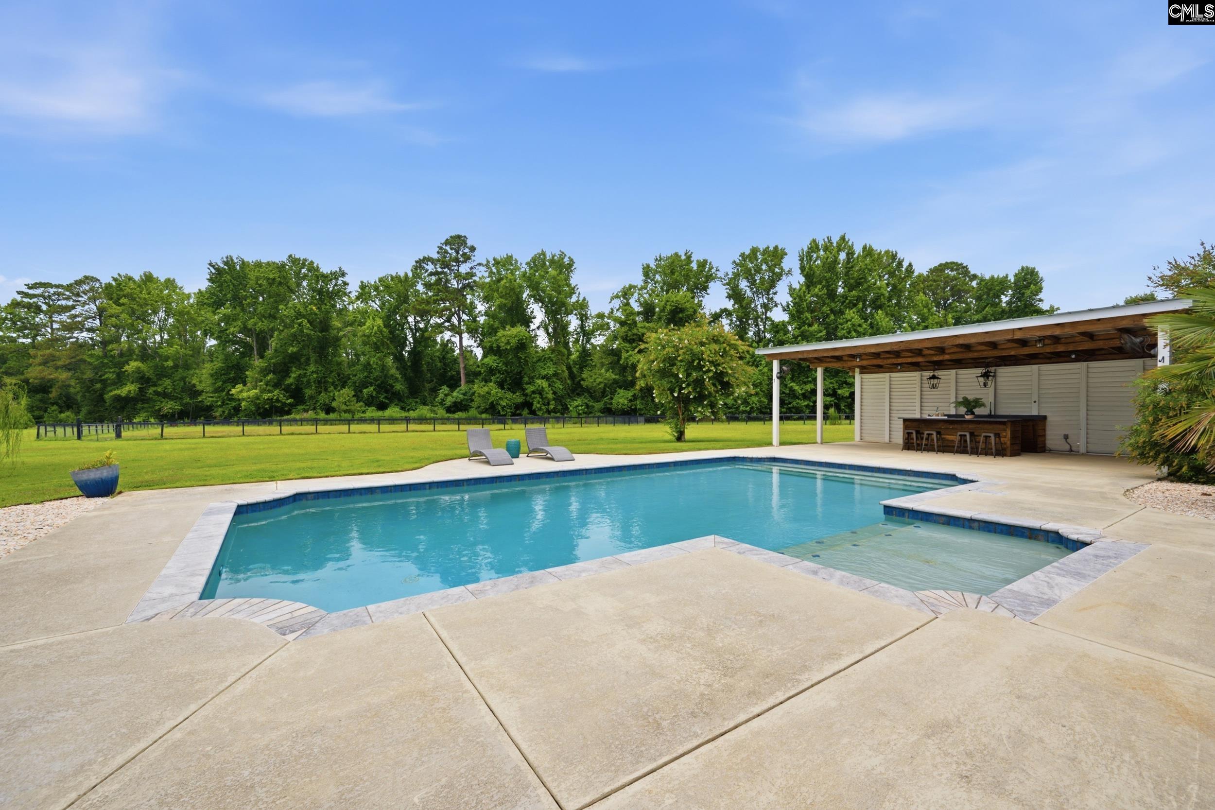 main property photo 67