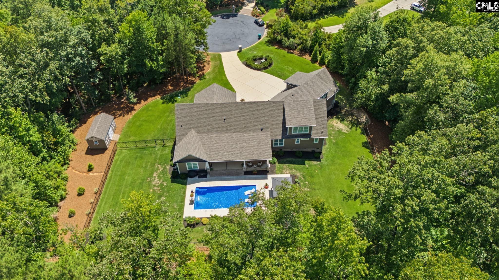 main property photo 10