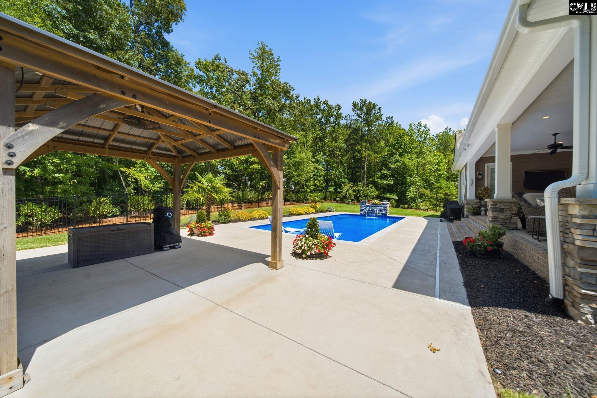 main property photo 59