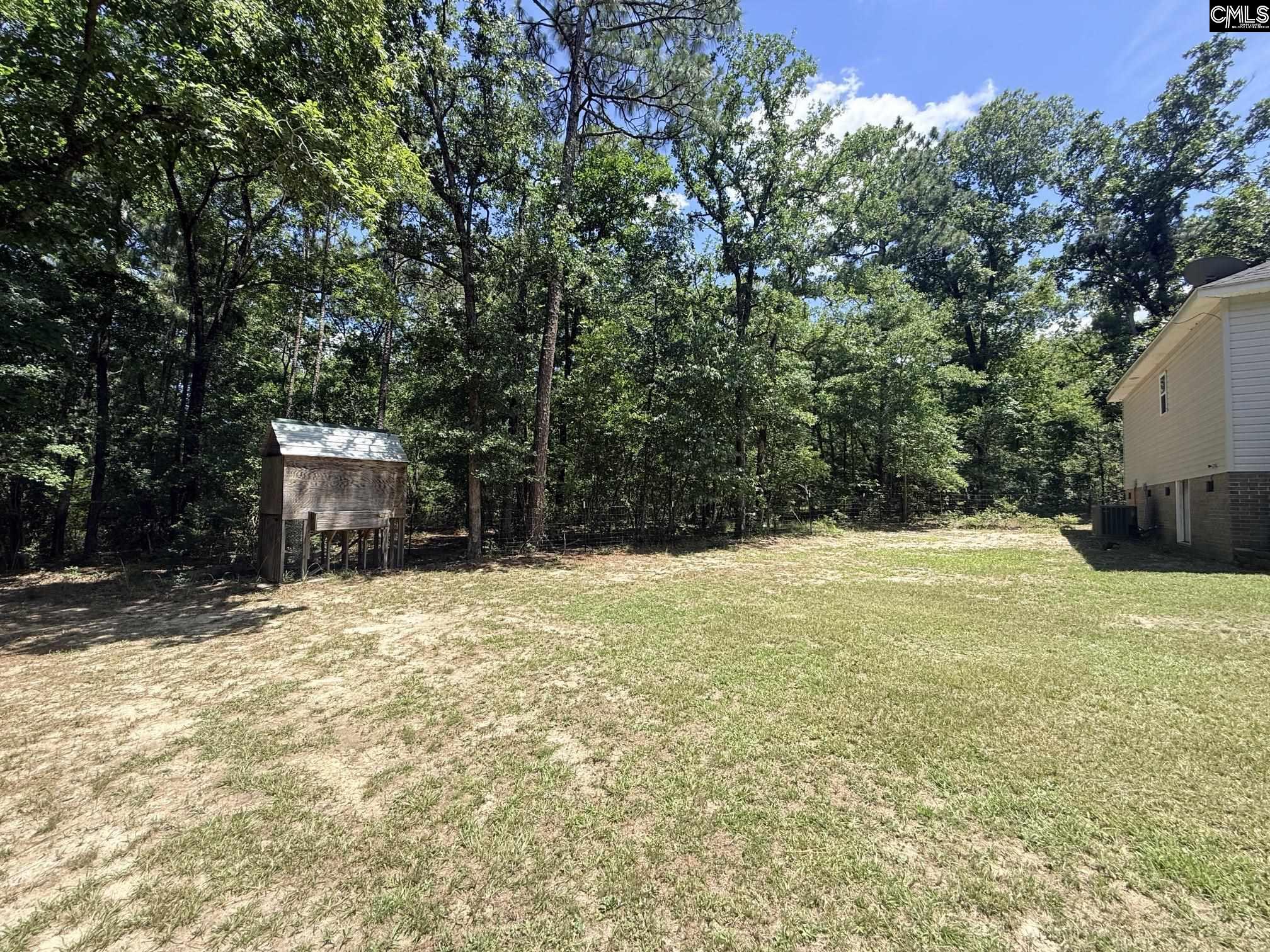 main property photo 40