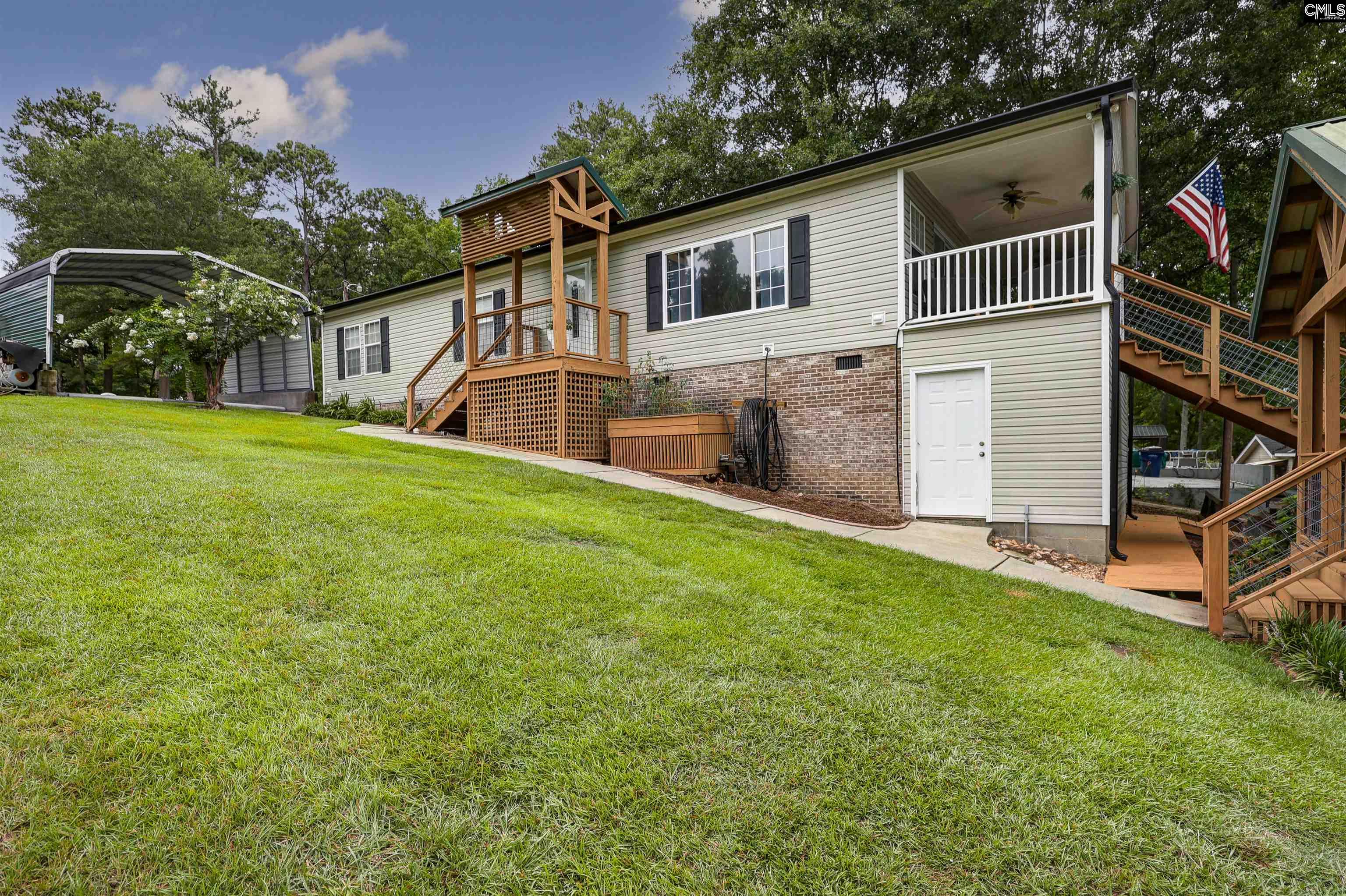 main property photo 39