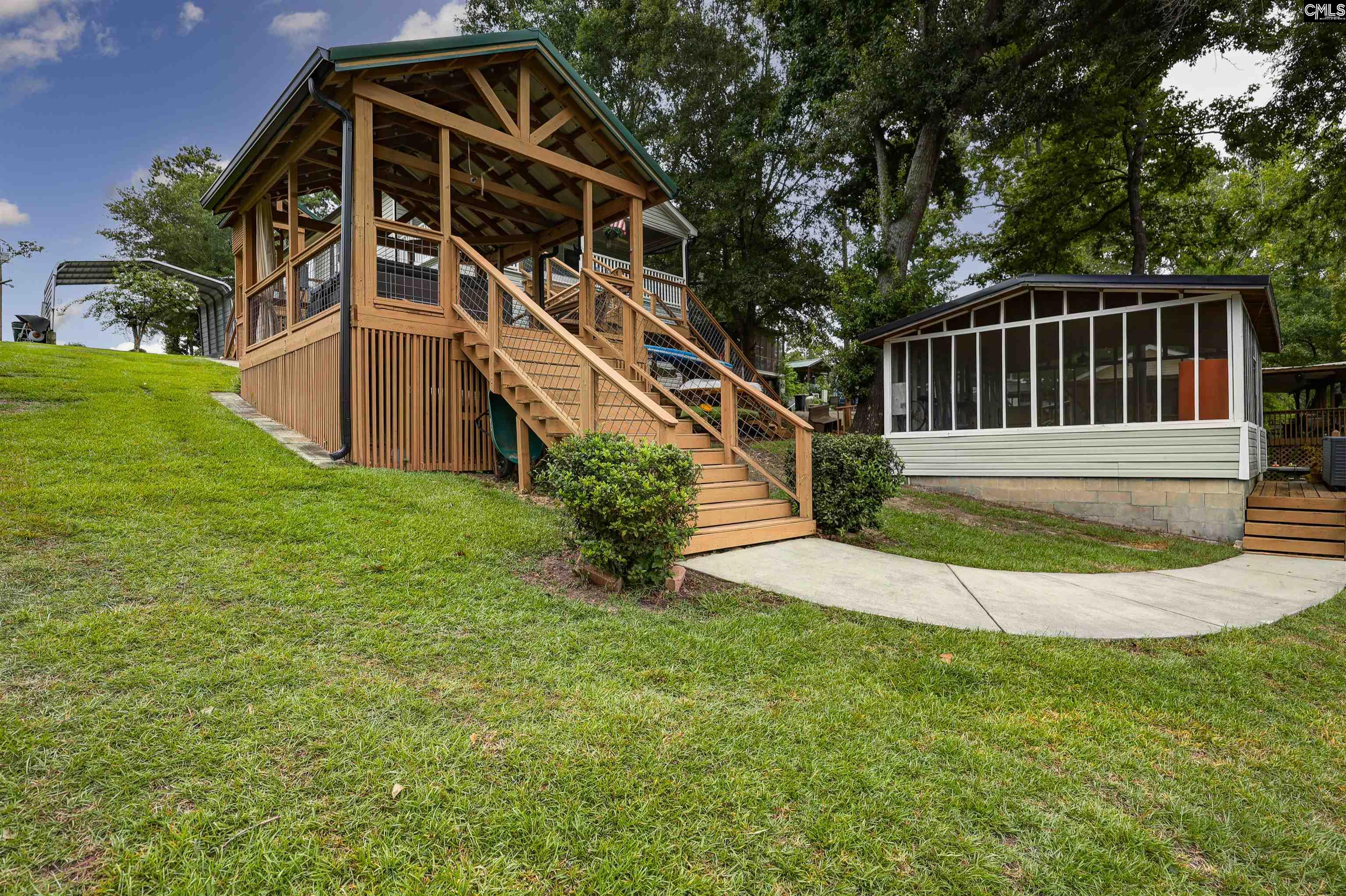 main property photo 41