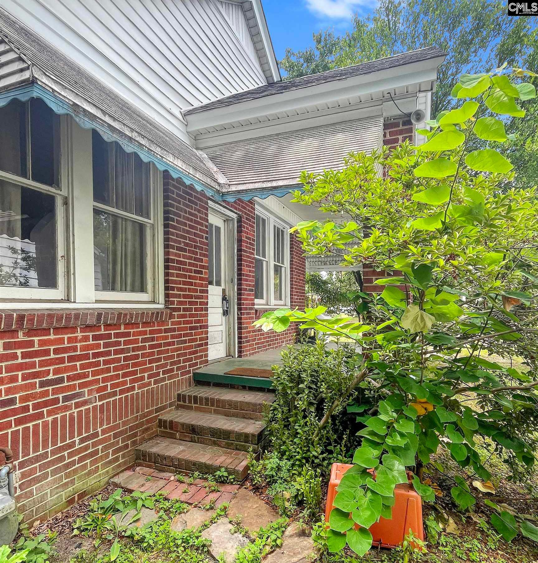 main property photo 14
