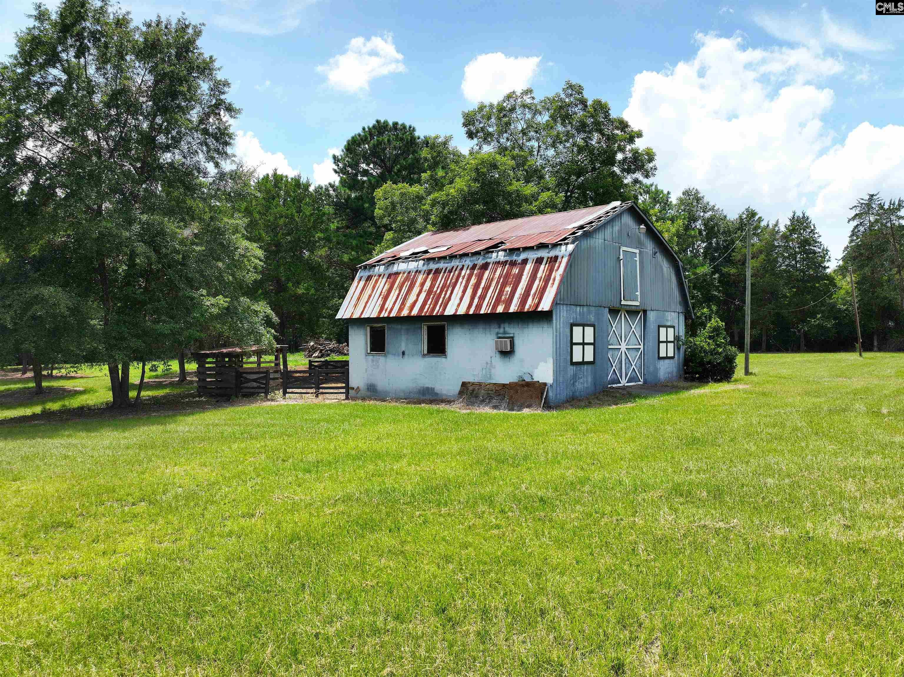 main property photo 20