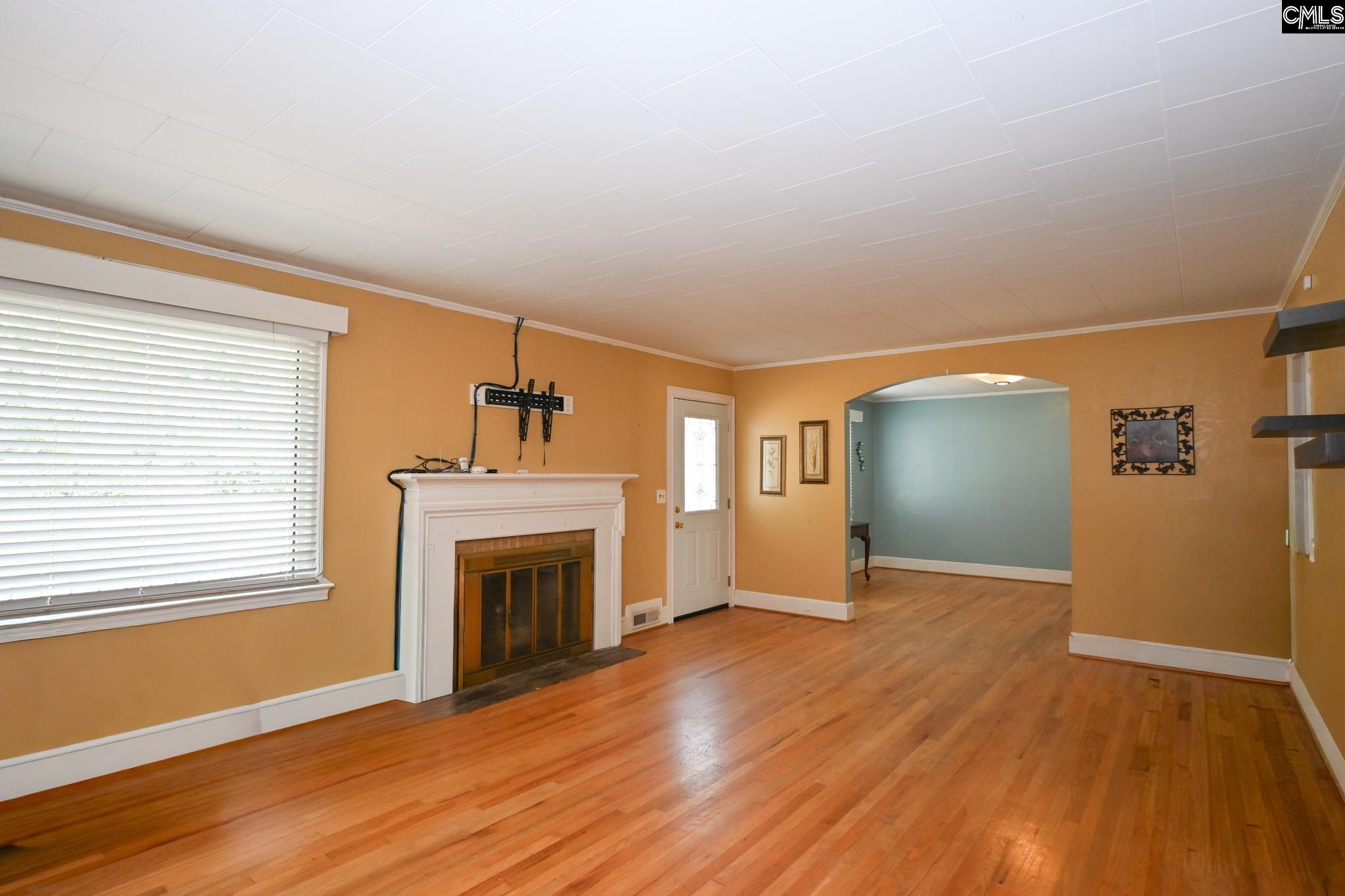 main property photo 11