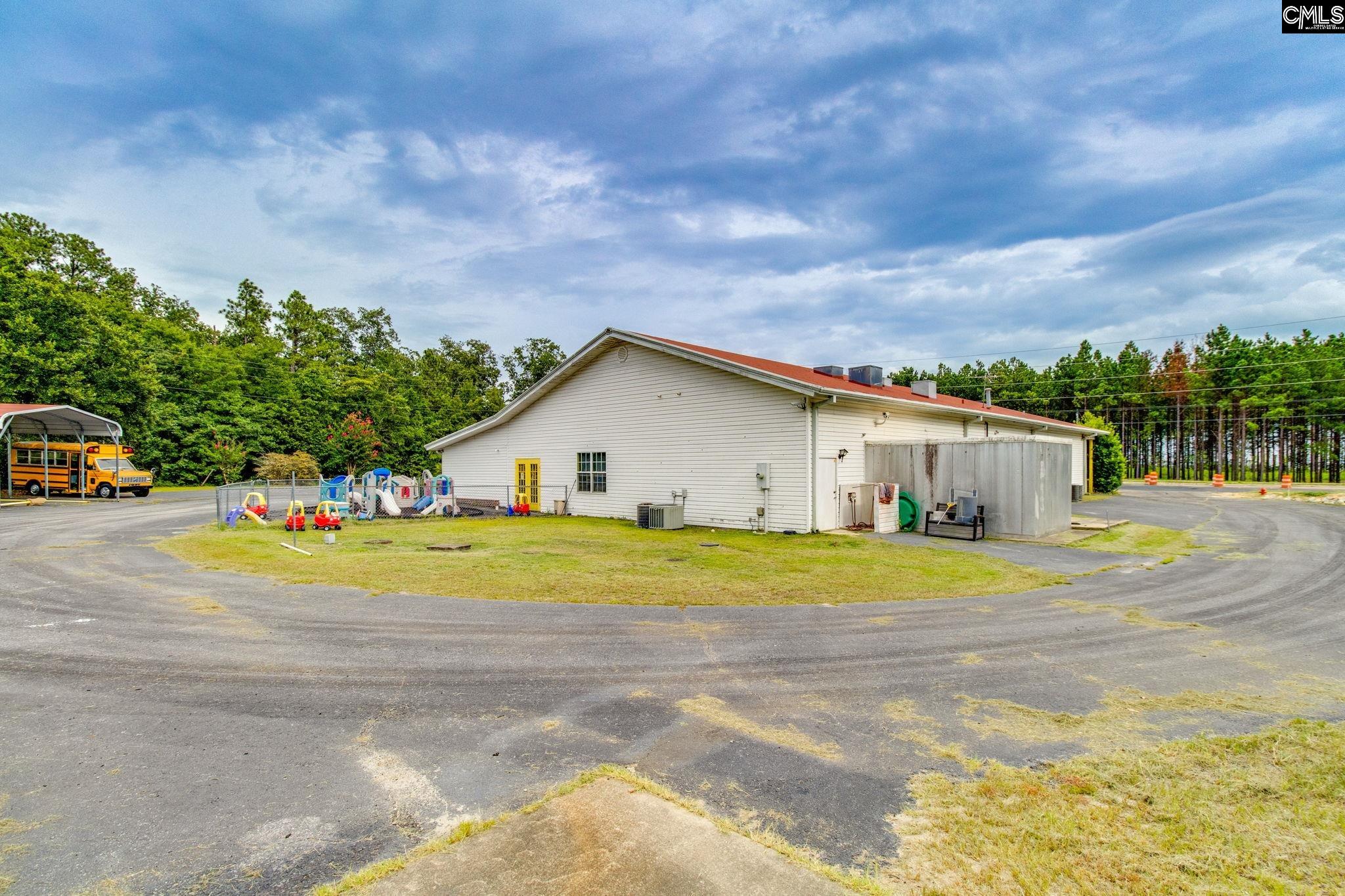 main property photo 6