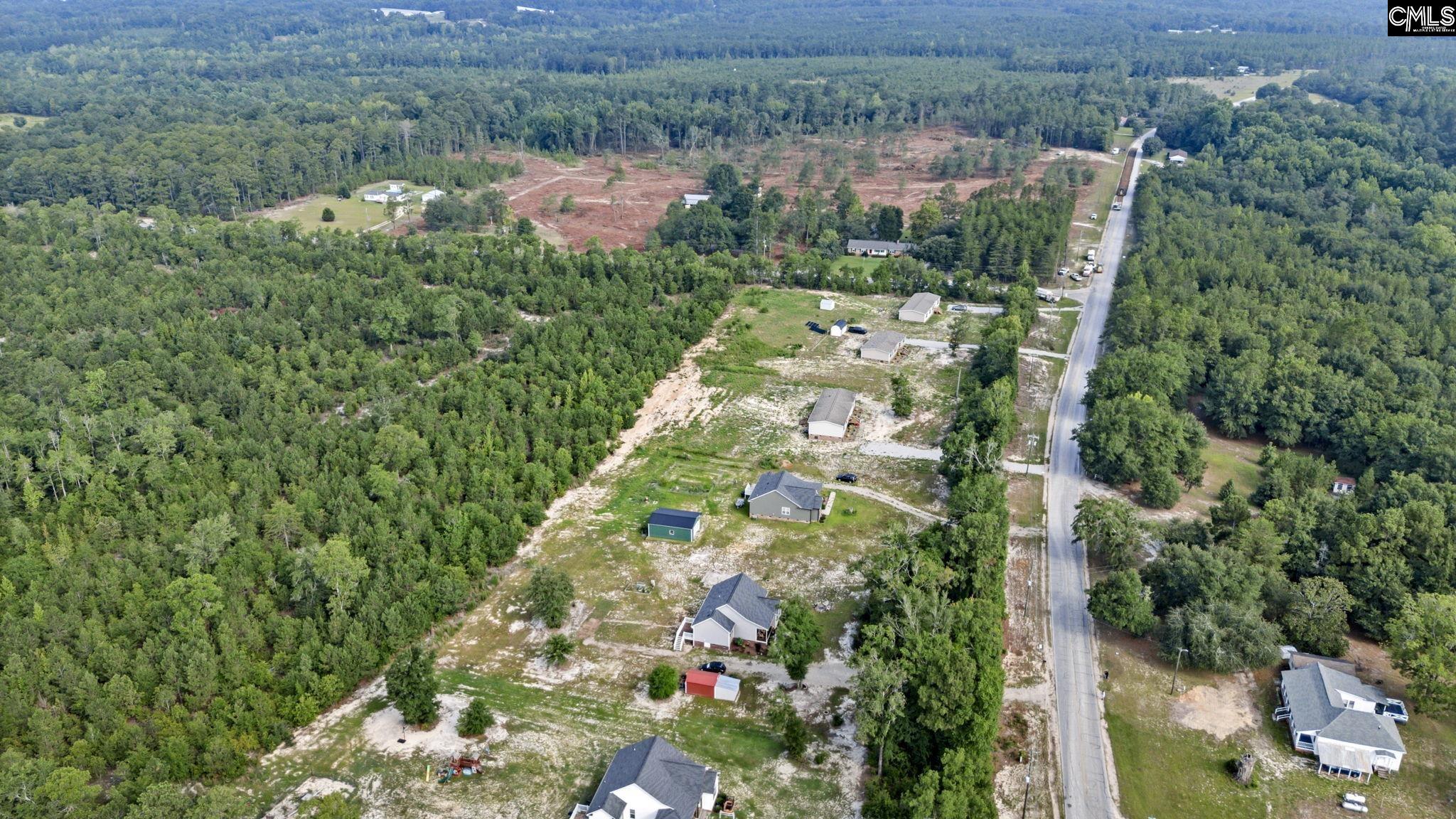 main property photo 45