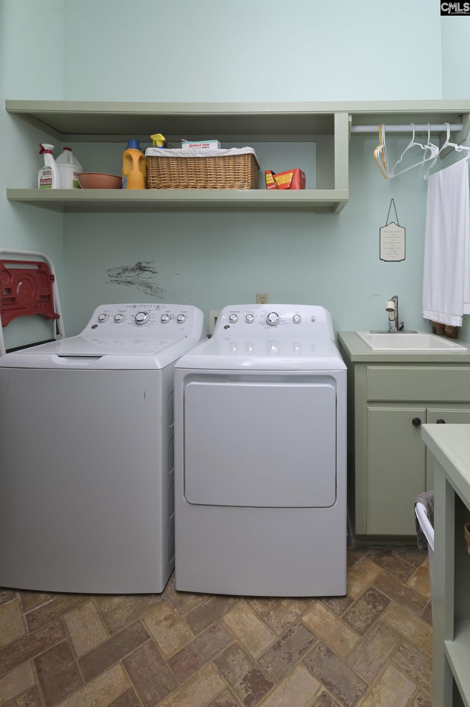 main property photo 49