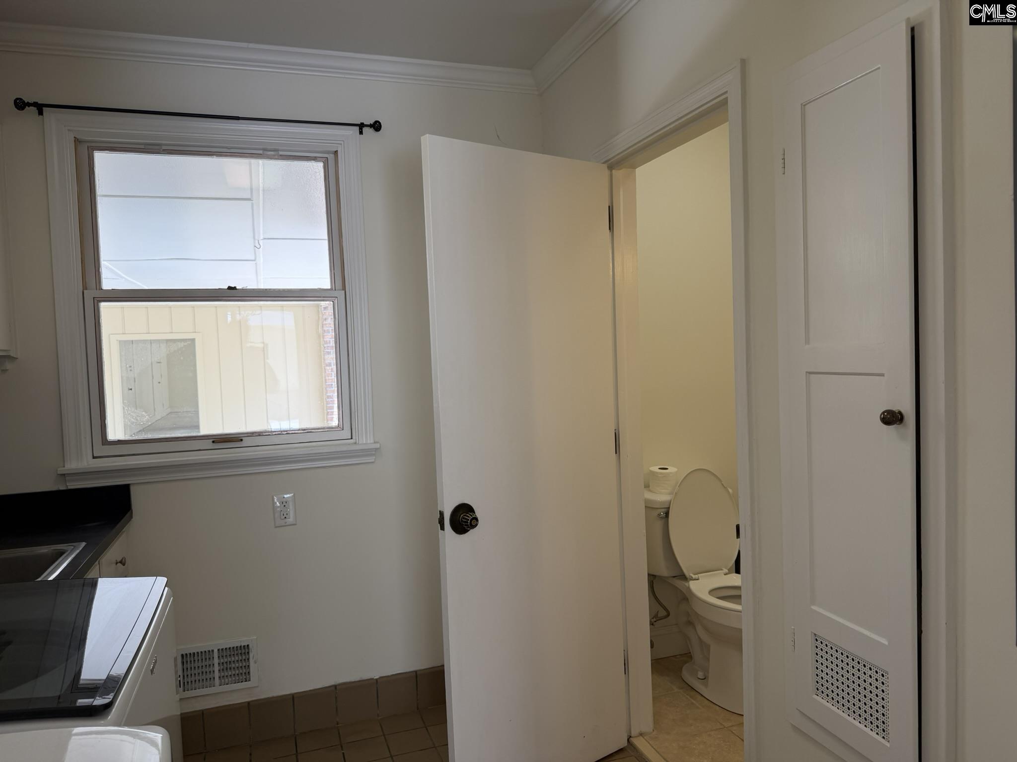 main property photo 75