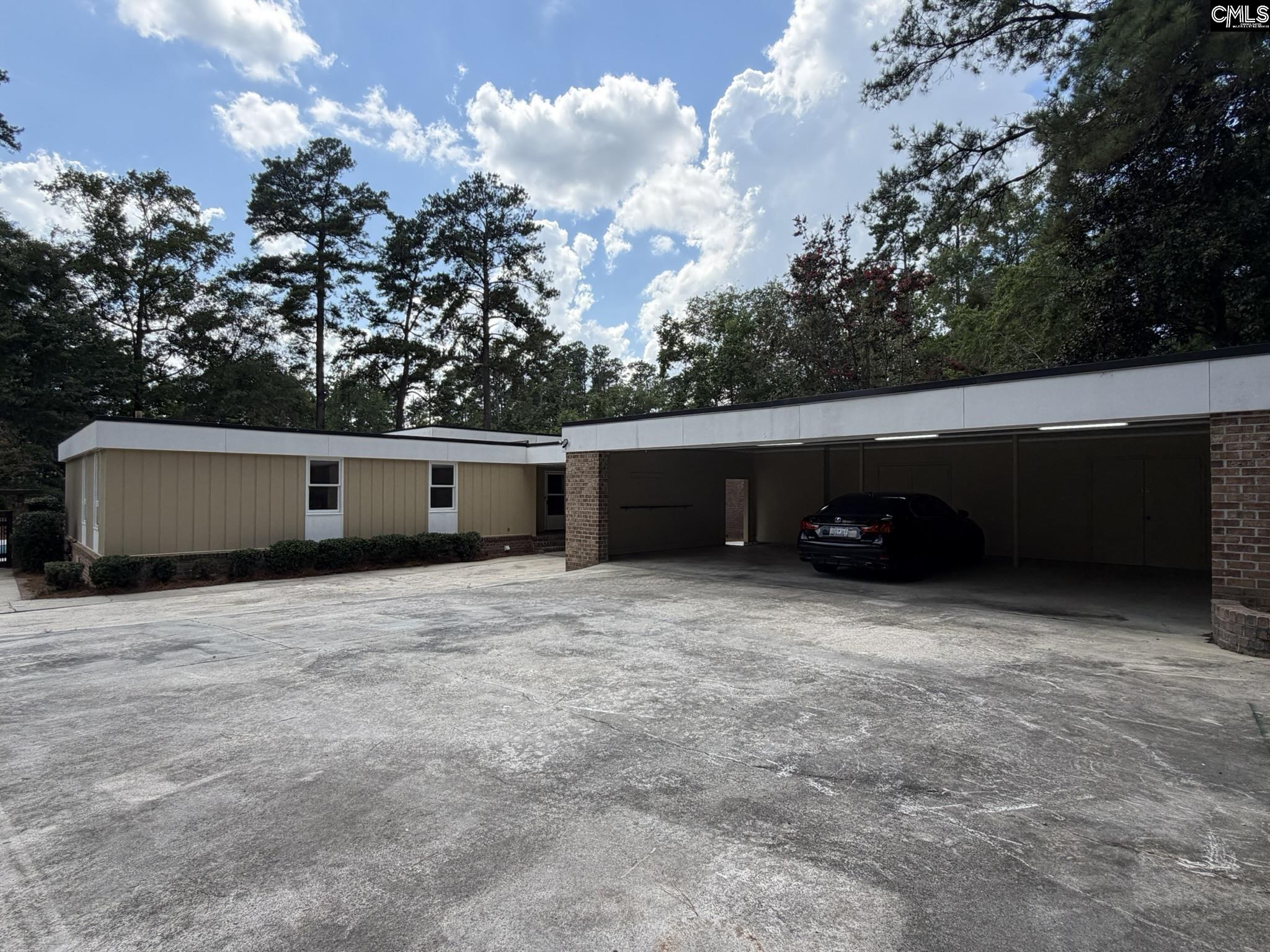 main property photo 81
