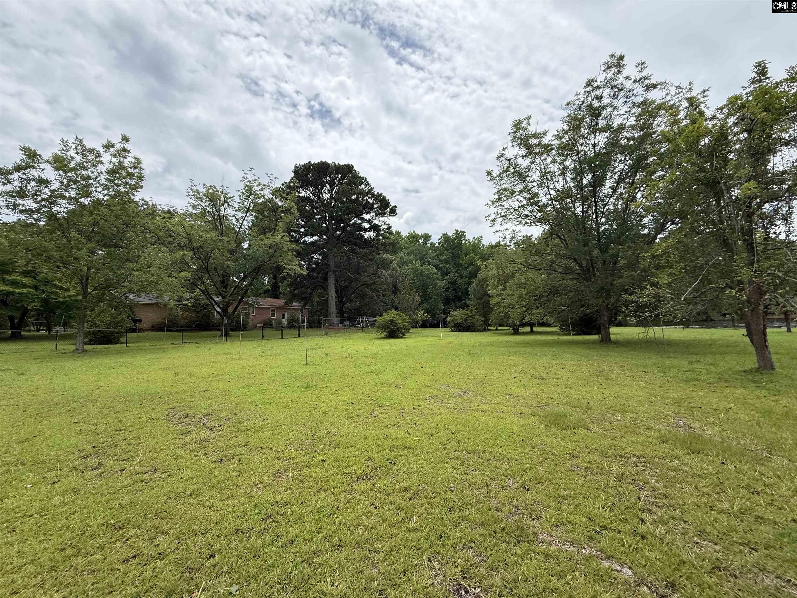 main property photo 39