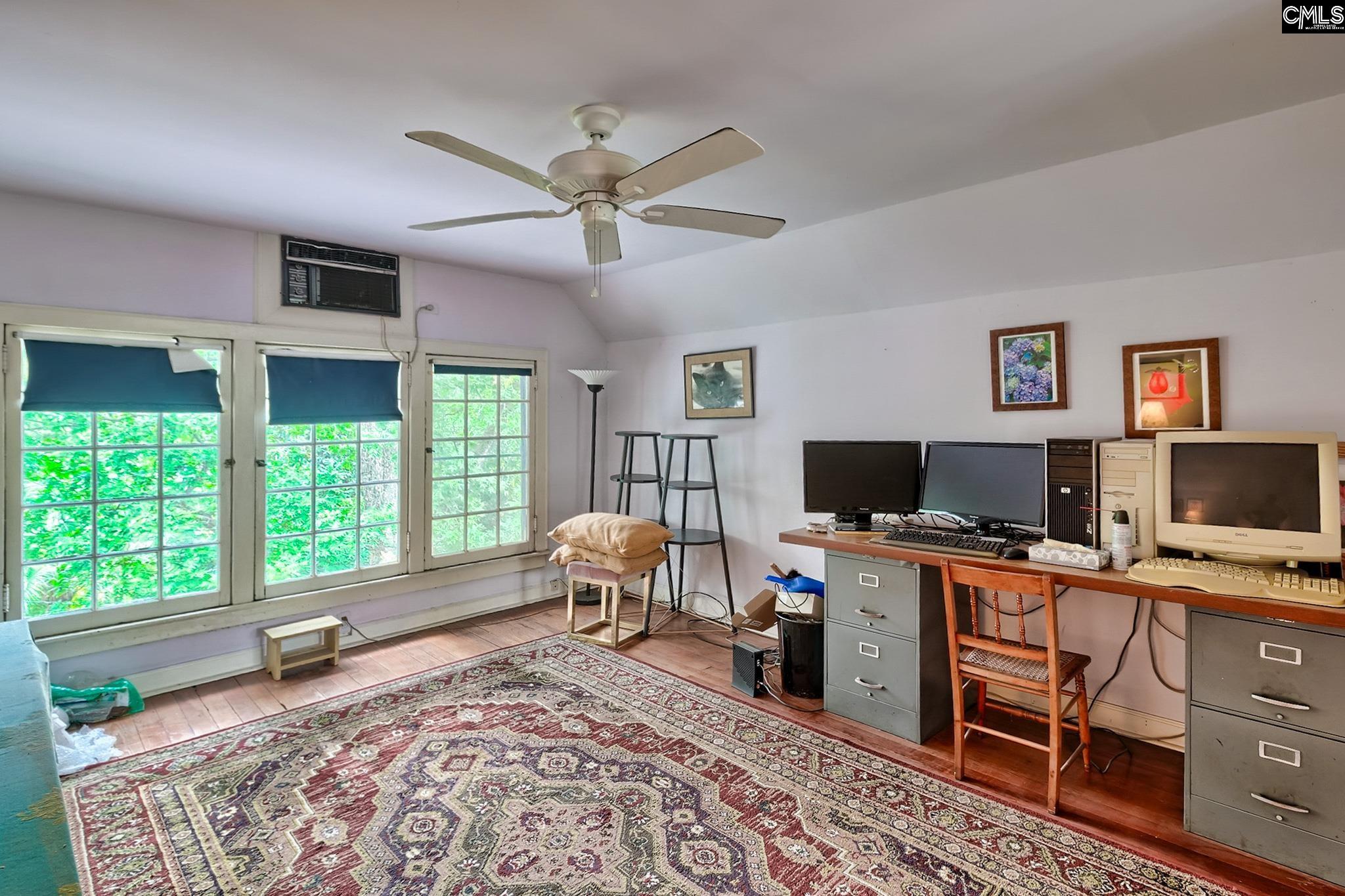 main property photo 28