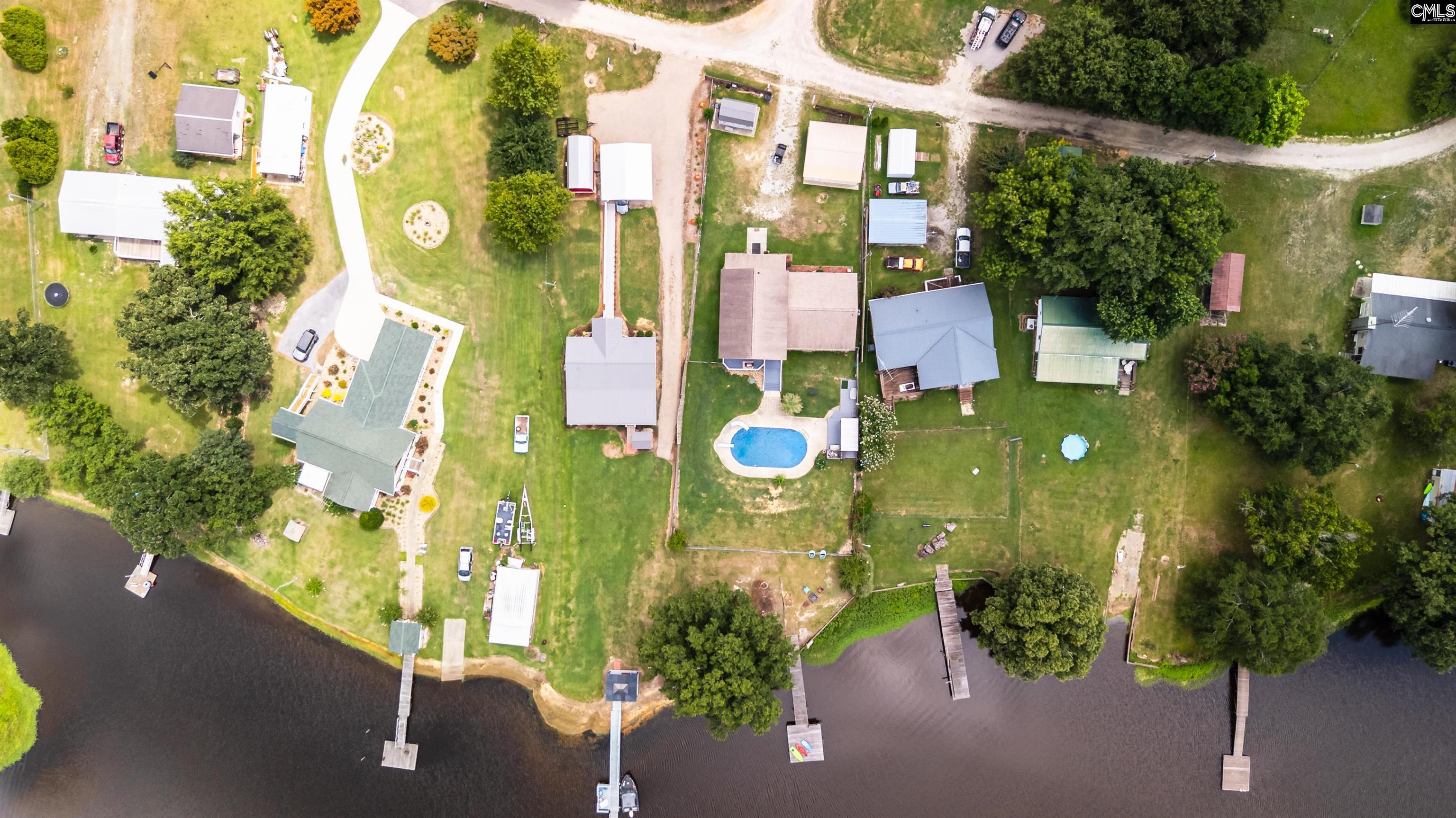 main property photo 36