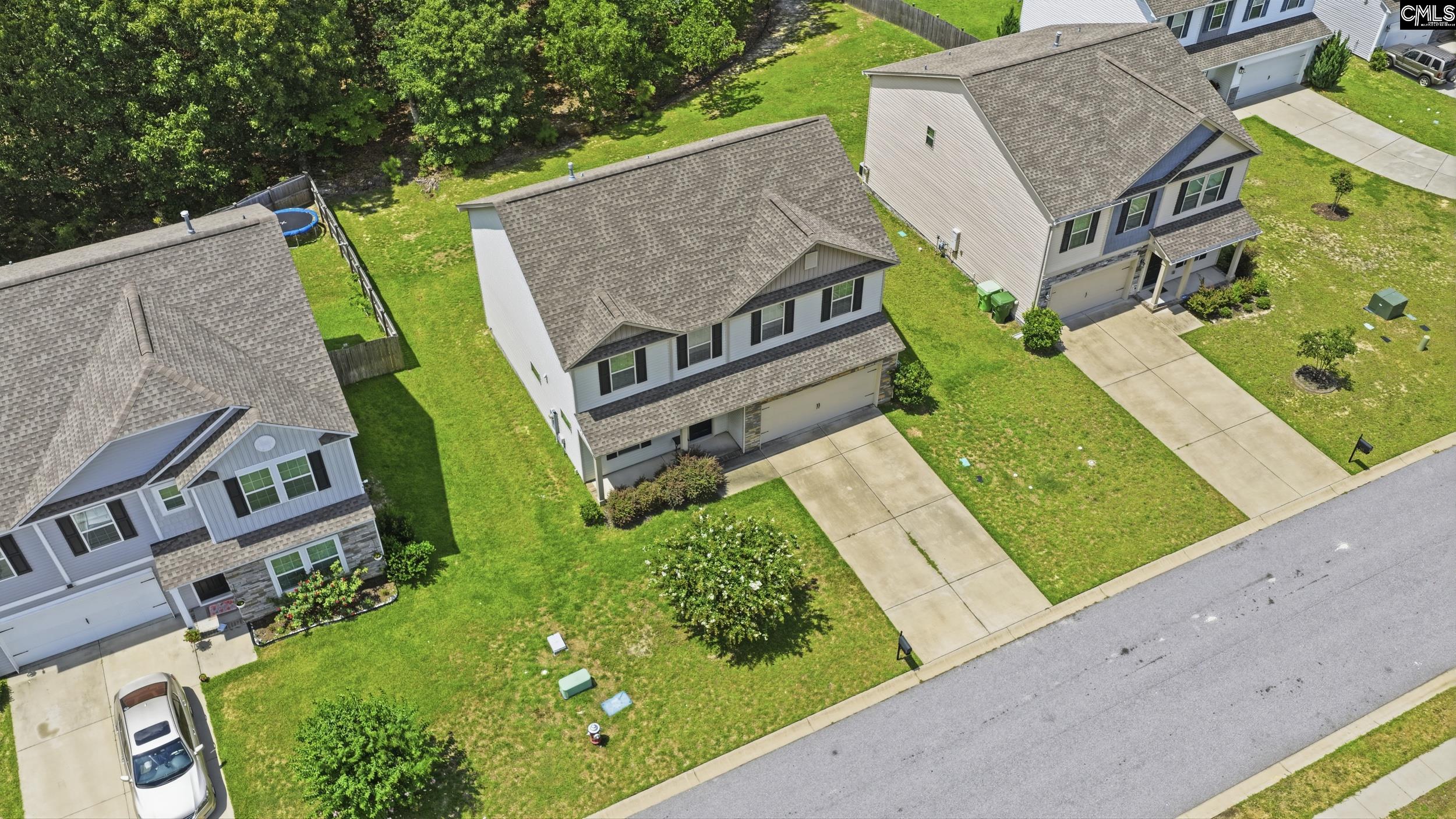main property photo 32