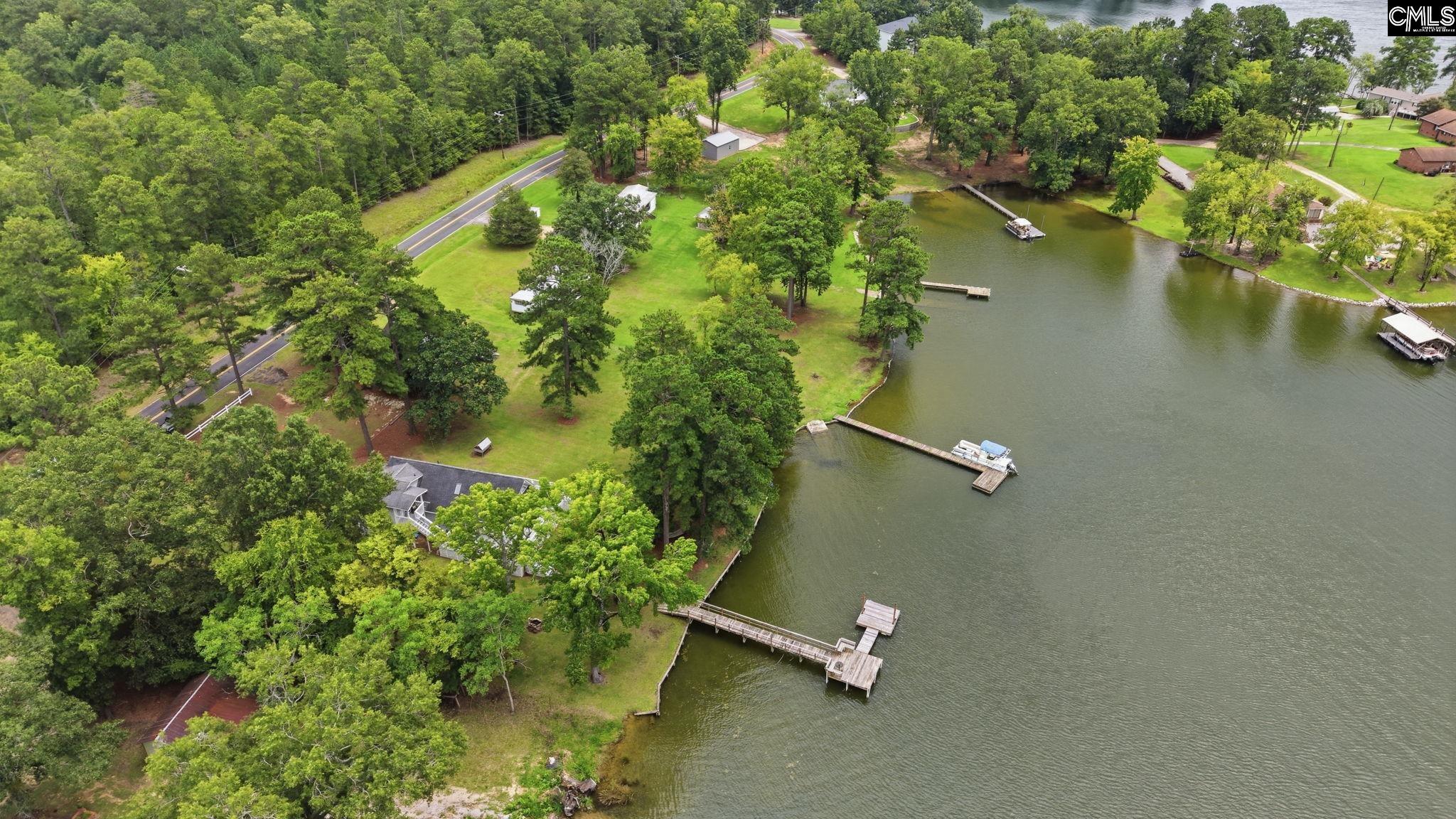 main property photo 30