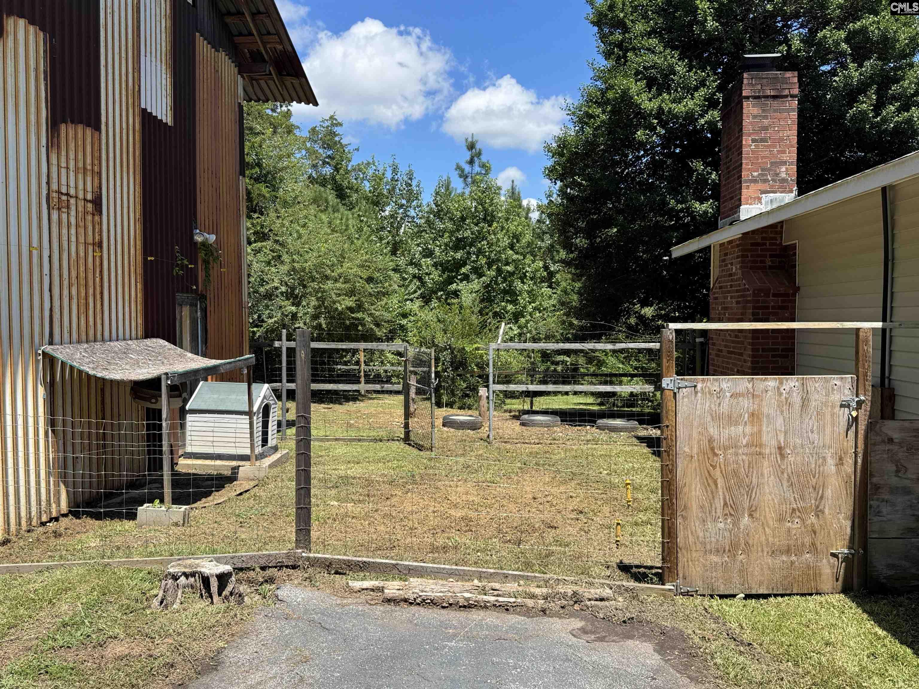 main property photo 35