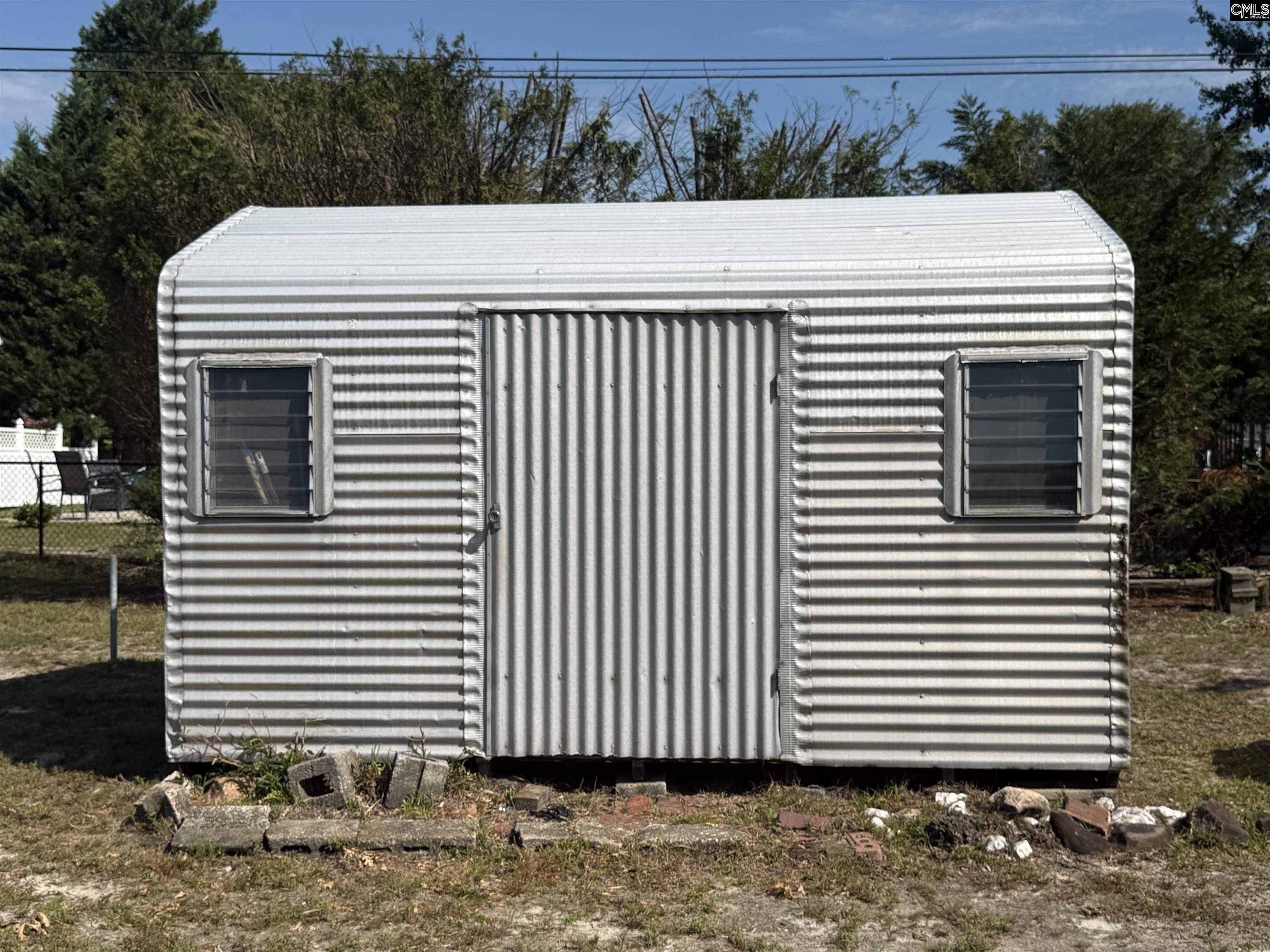 main property photo 28
