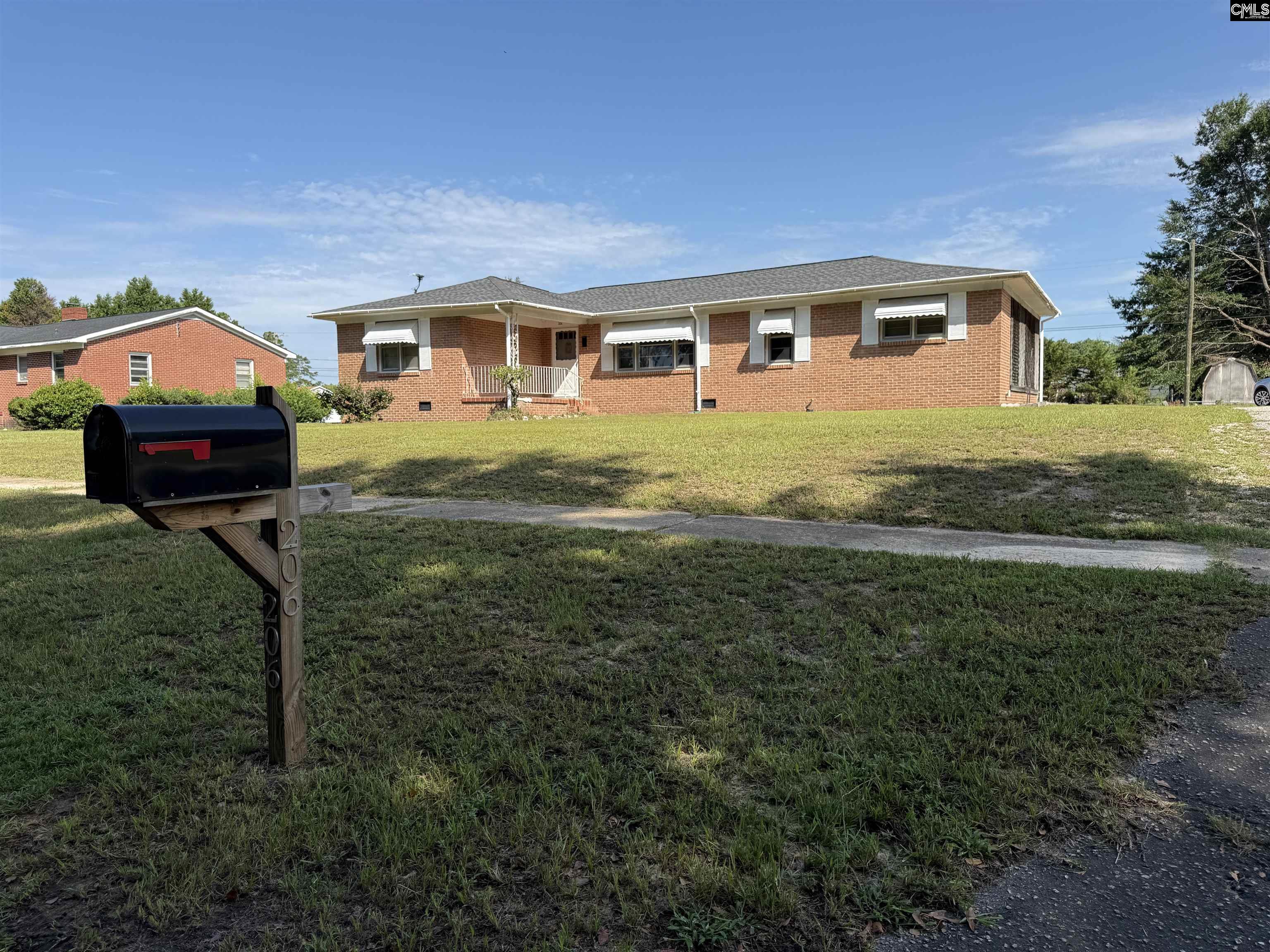 main property photo 32