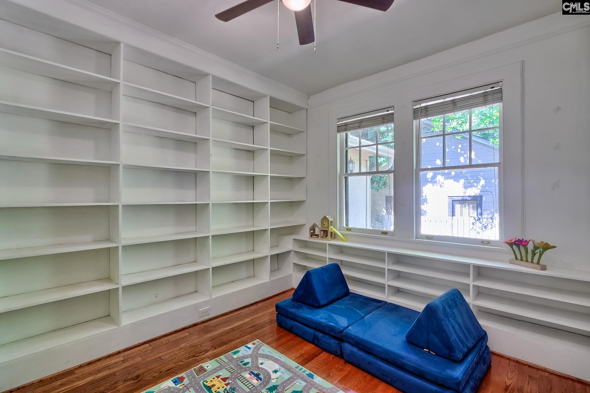 main property photo 28