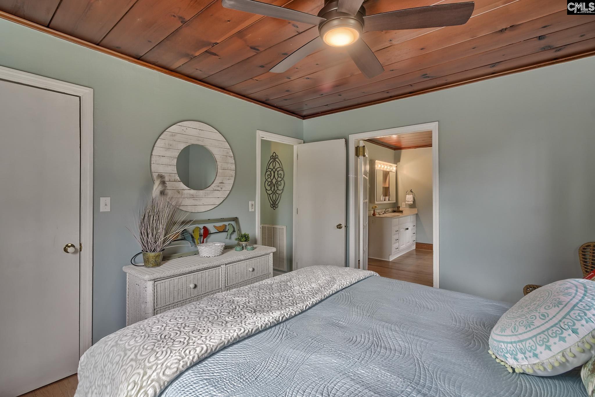 main property photo 74