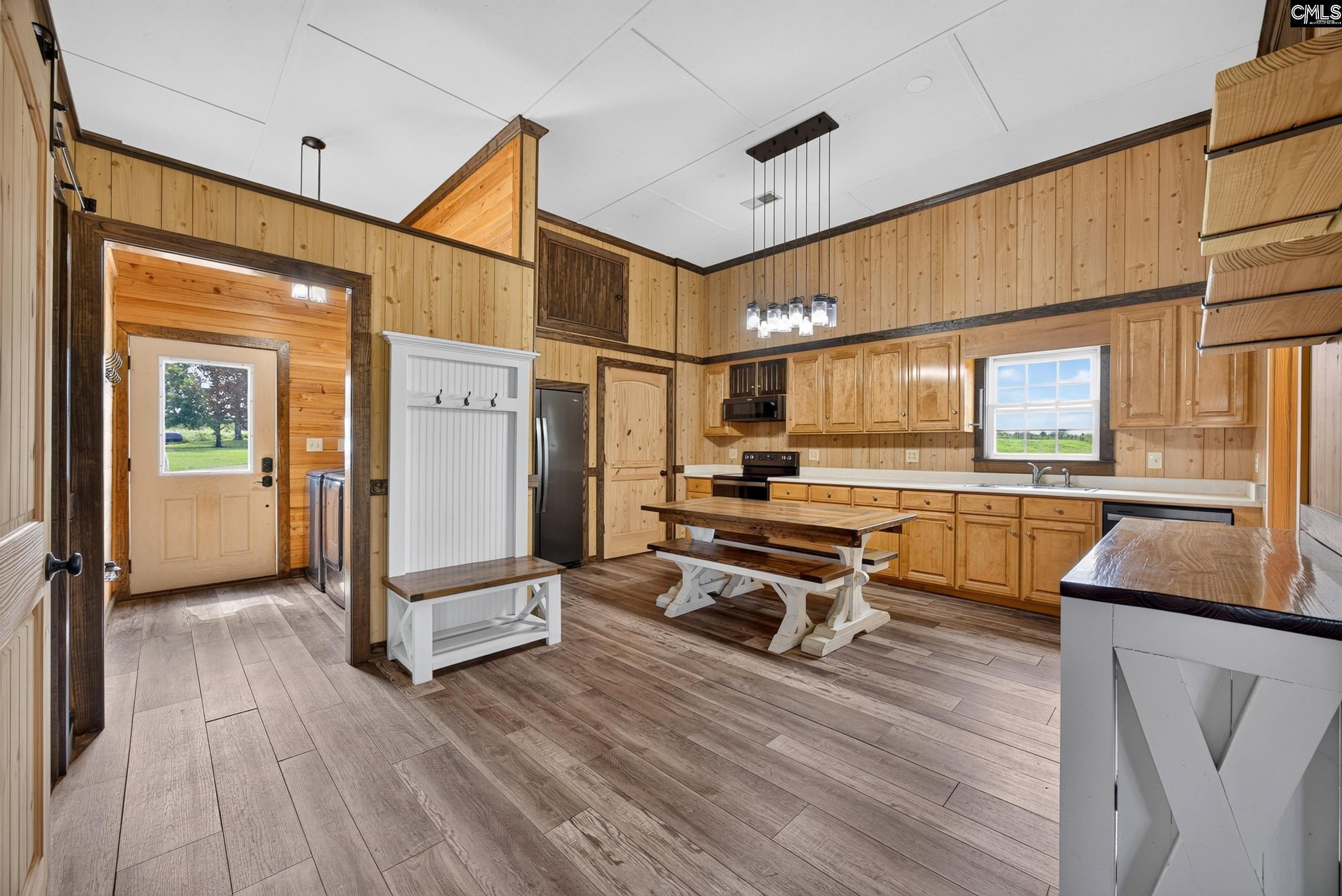 main property photo 84