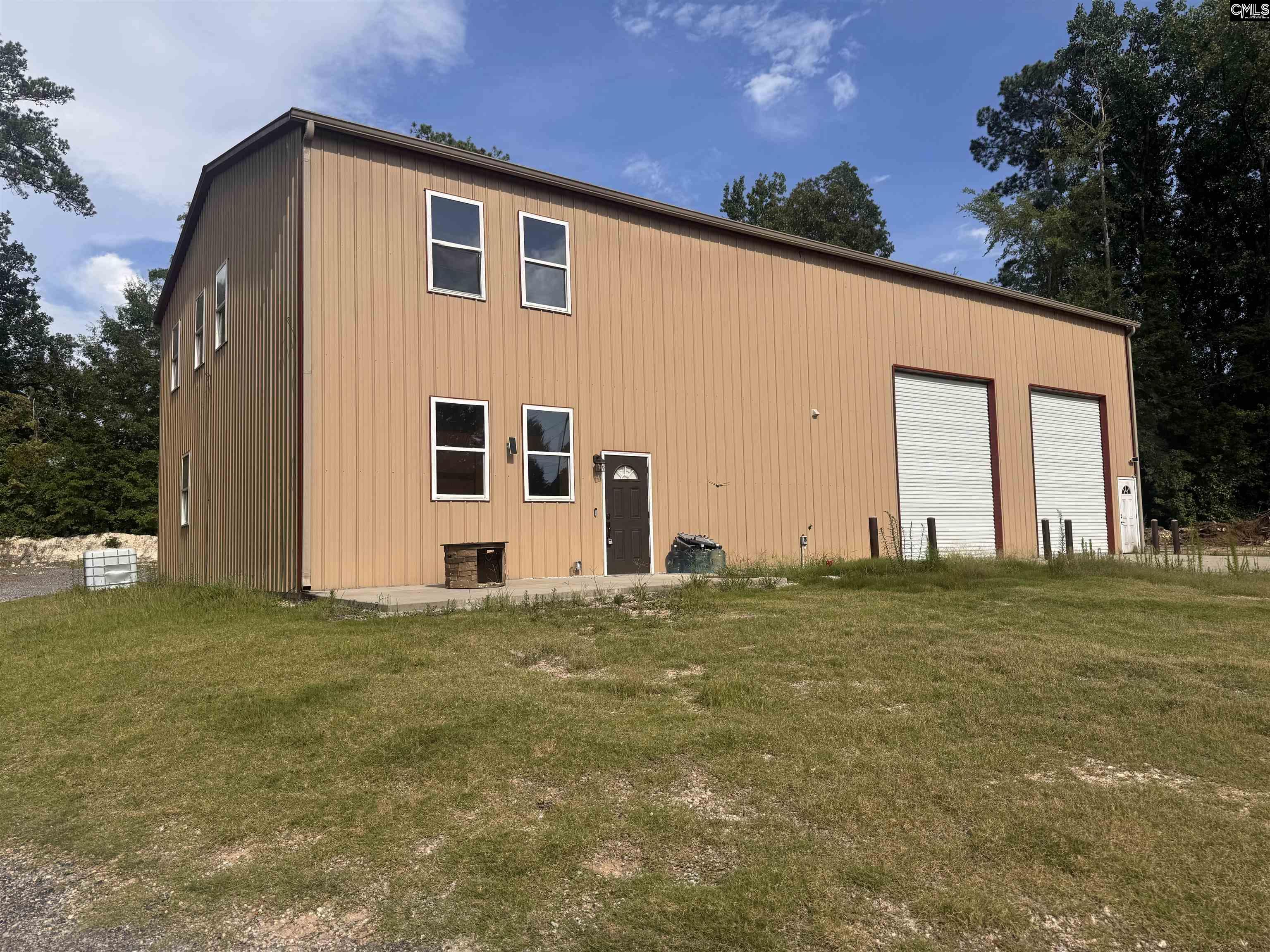 main property photo 6