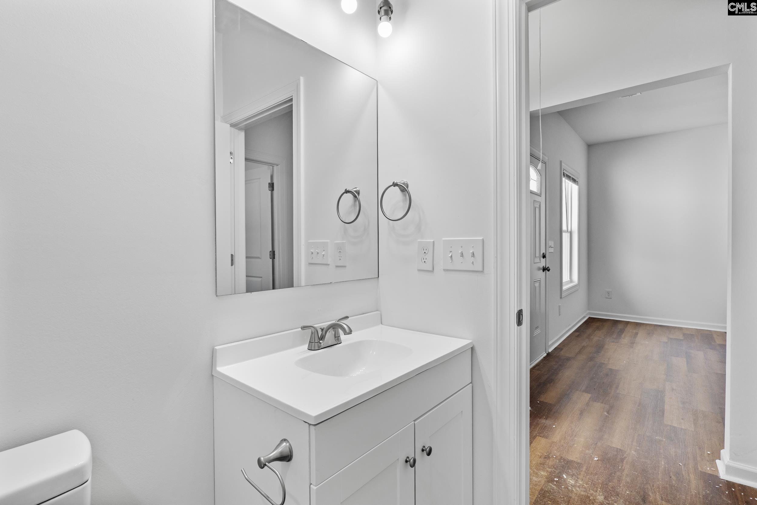 main property photo 75