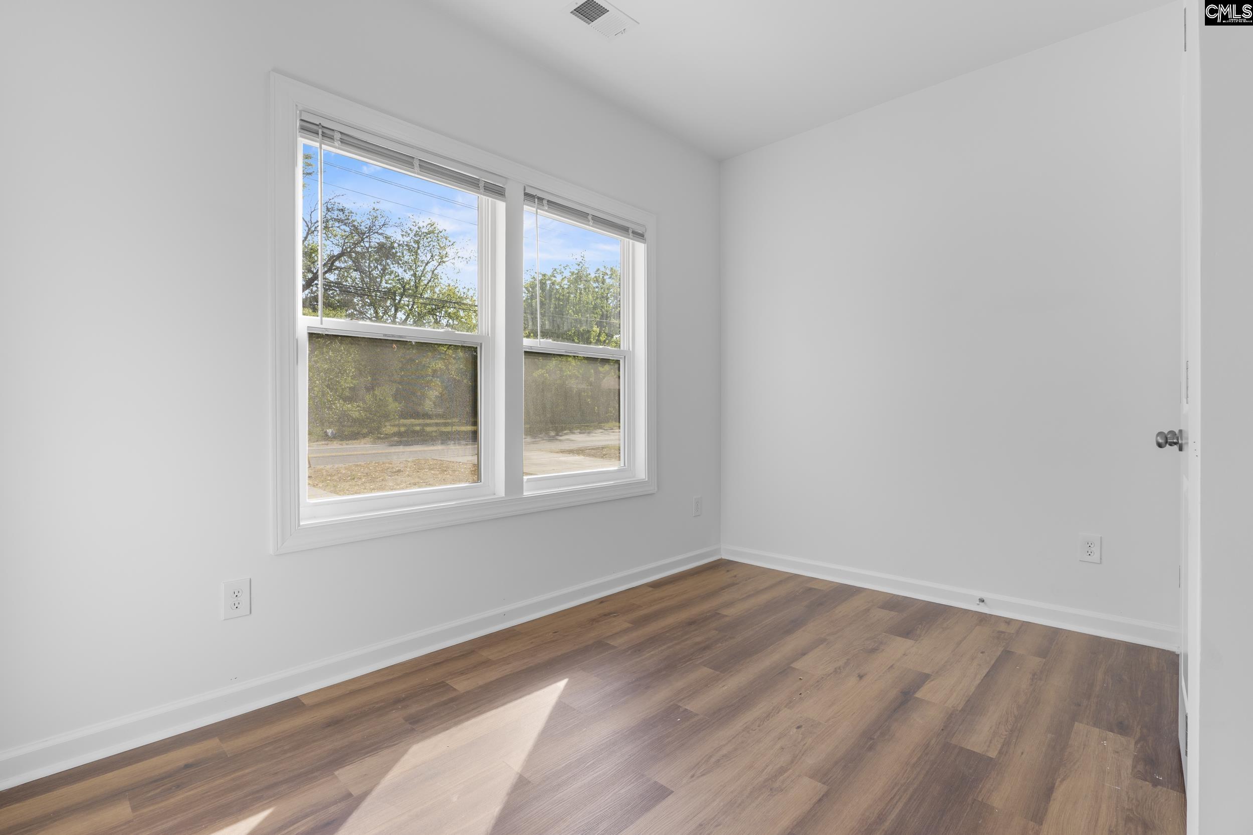 main property photo 95