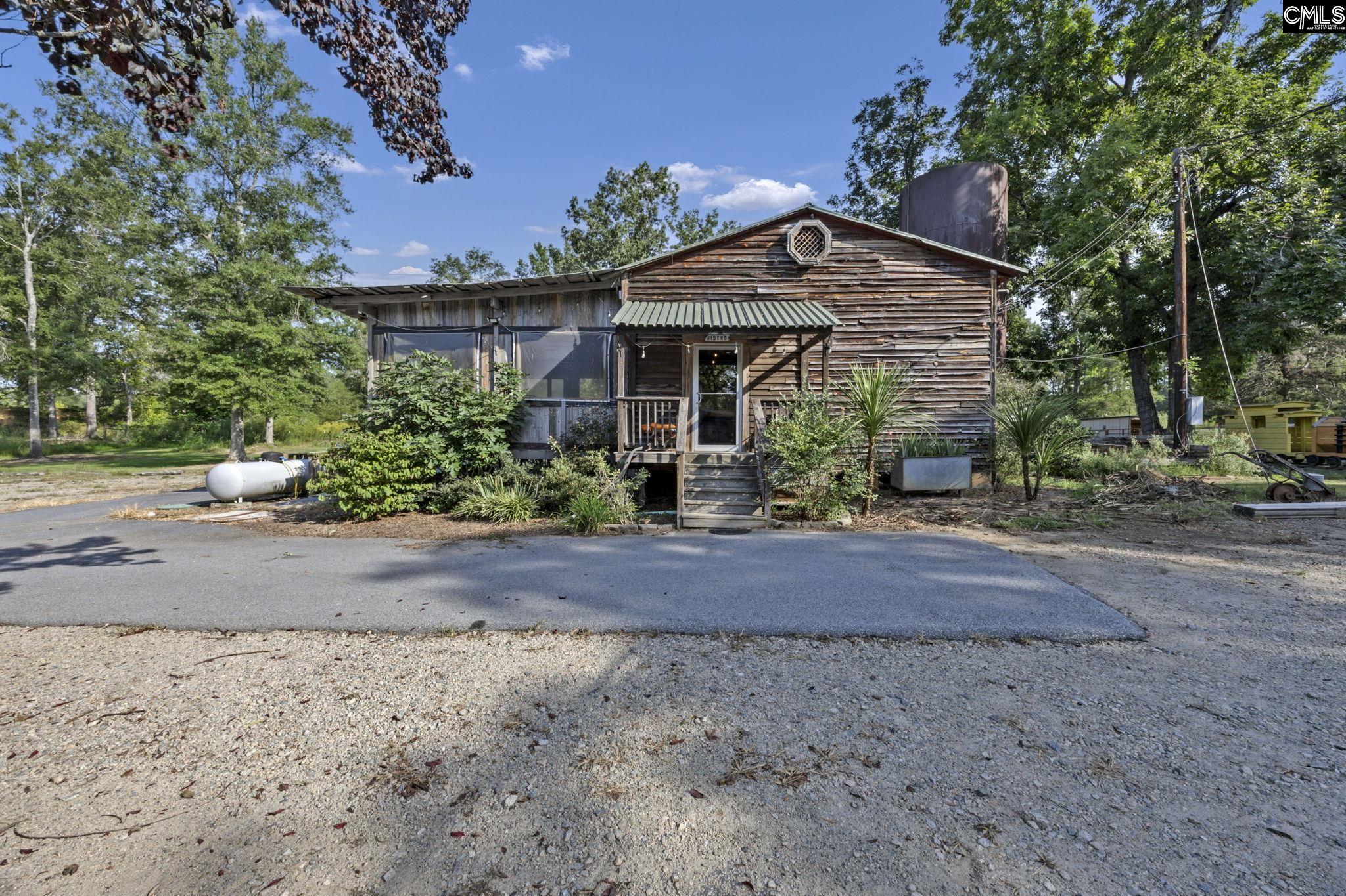 main property photo 41