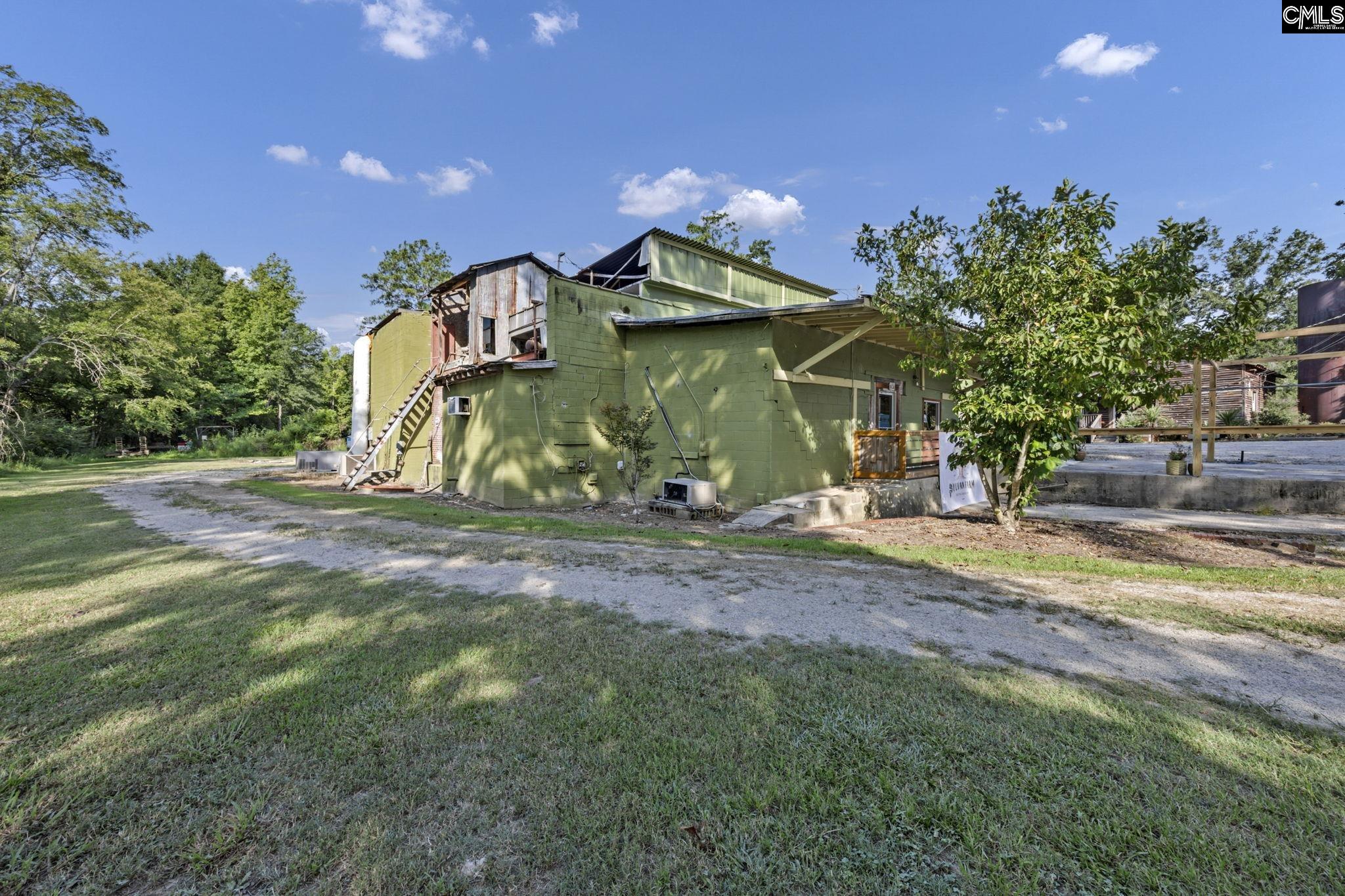 main property photo 47