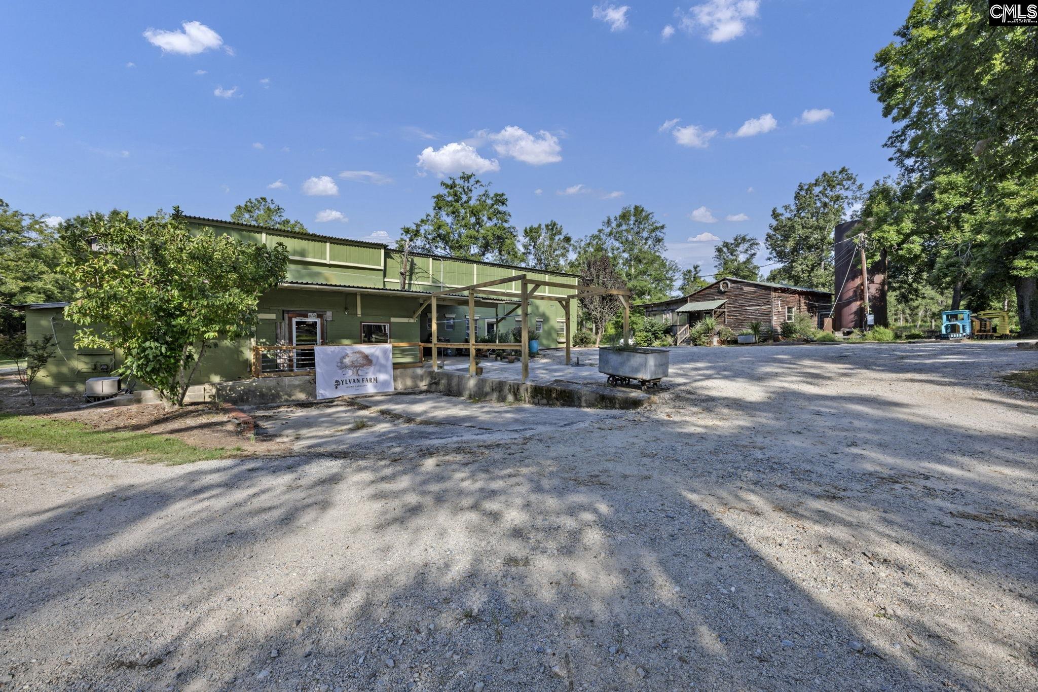 main property photo 49