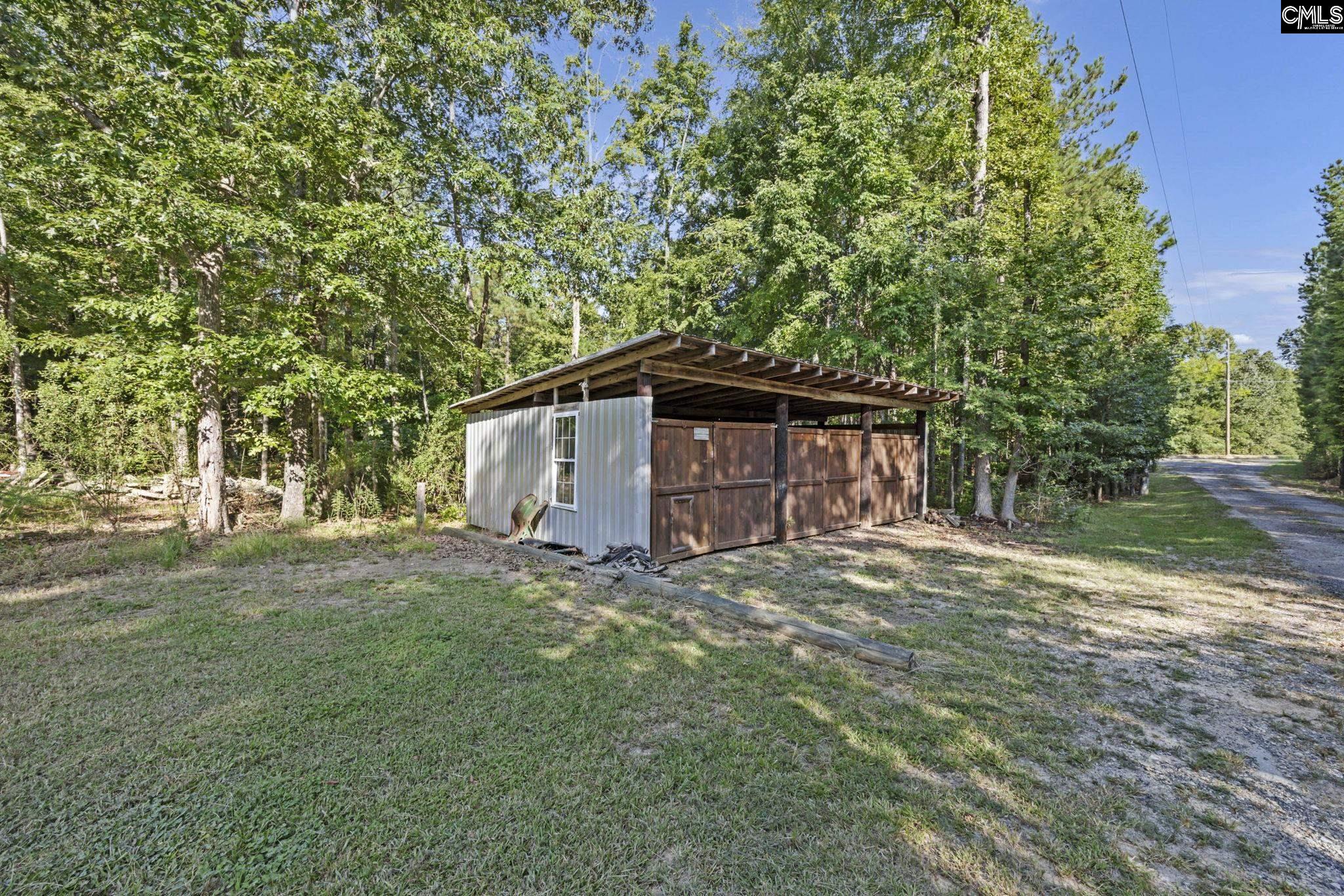 main property photo 37