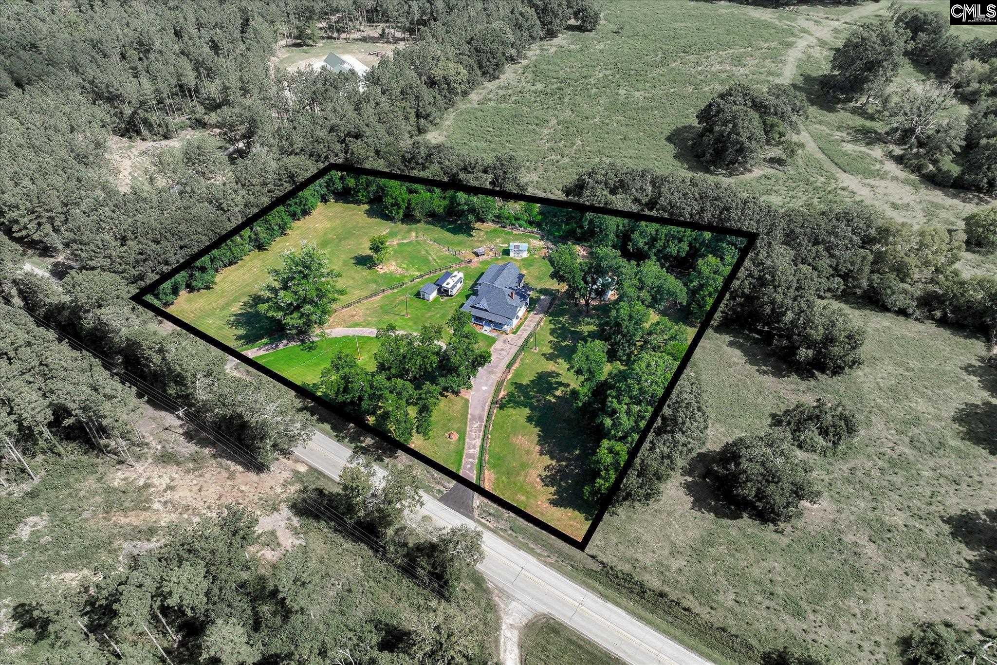 main property photo 9