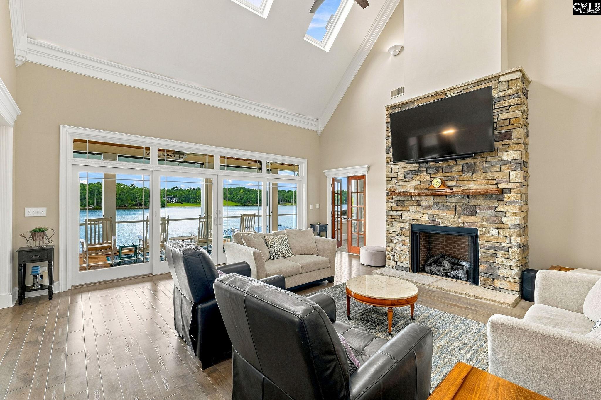 main property photo 59