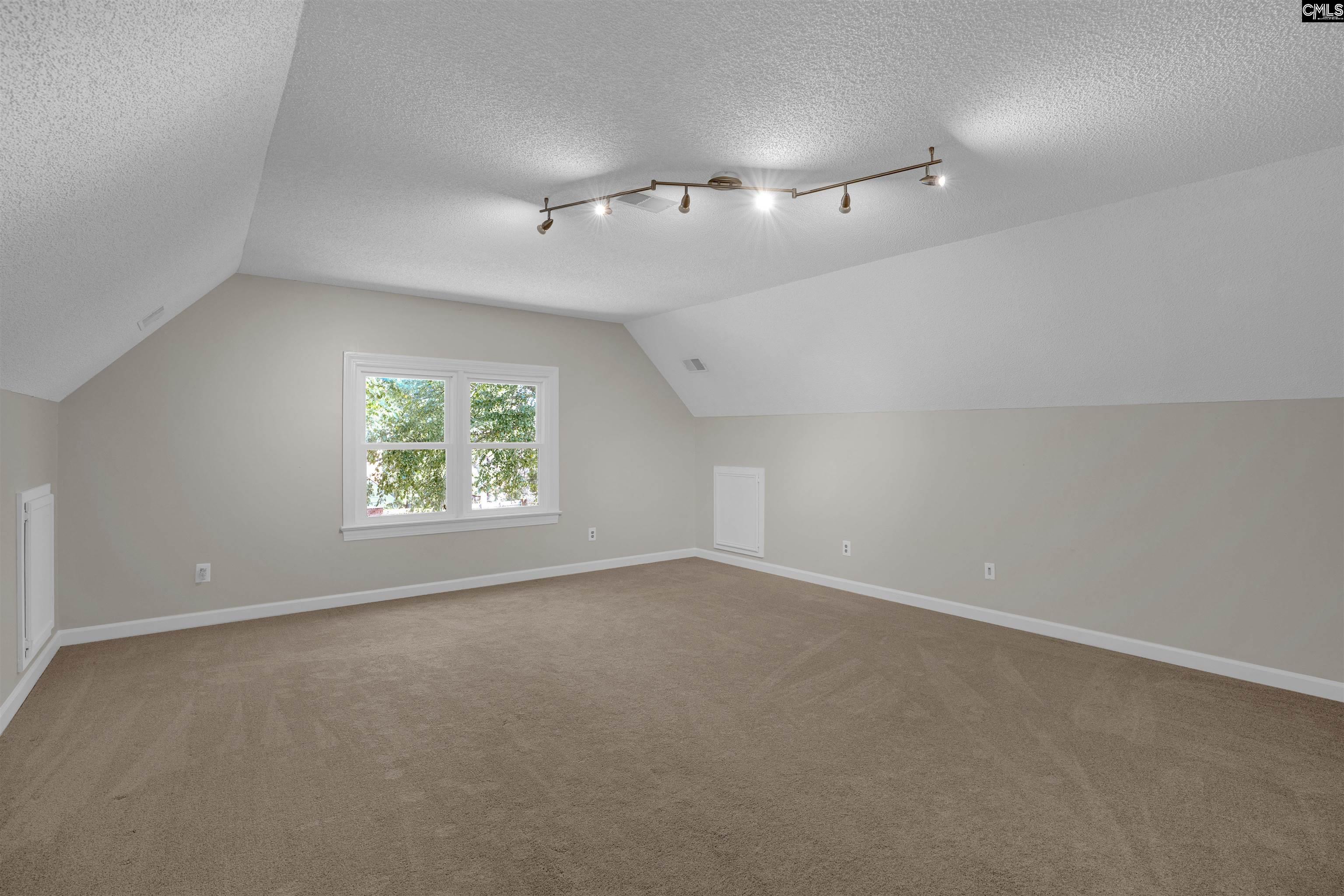 main property photo 68