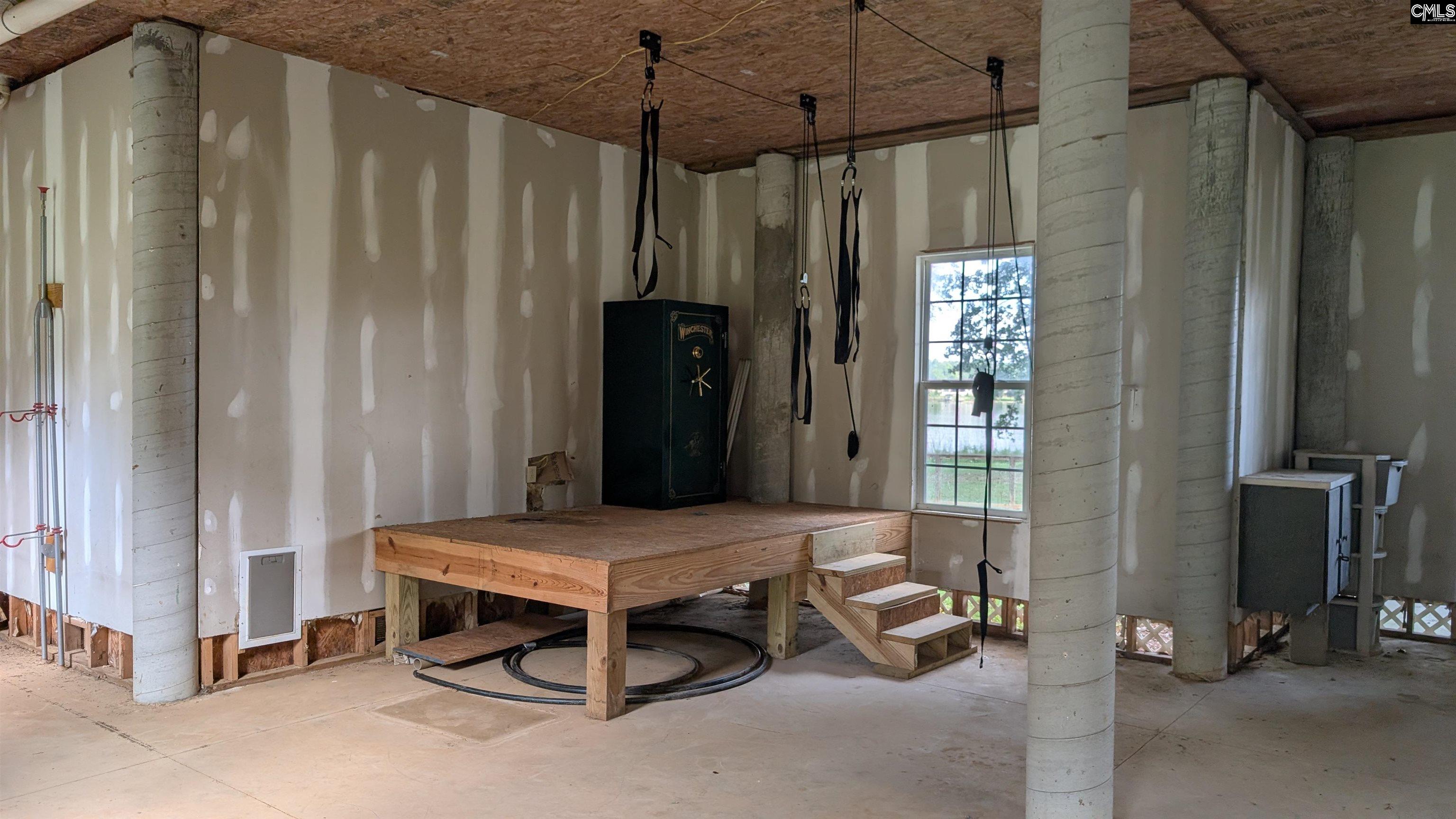 main property photo 31