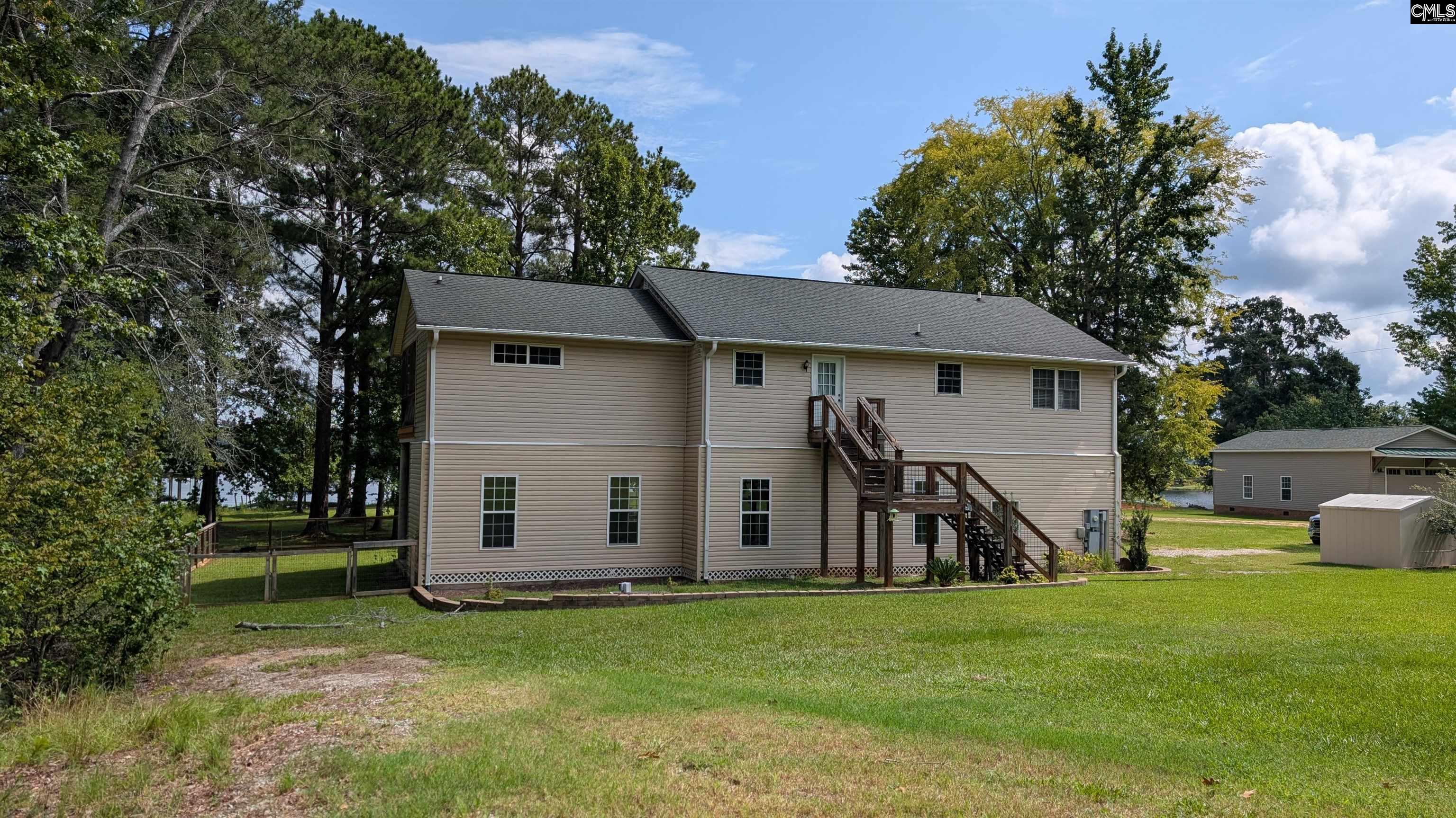 main property photo 45