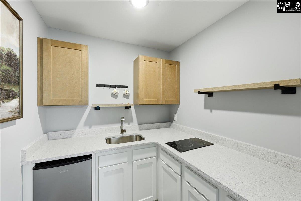 main property photo 78