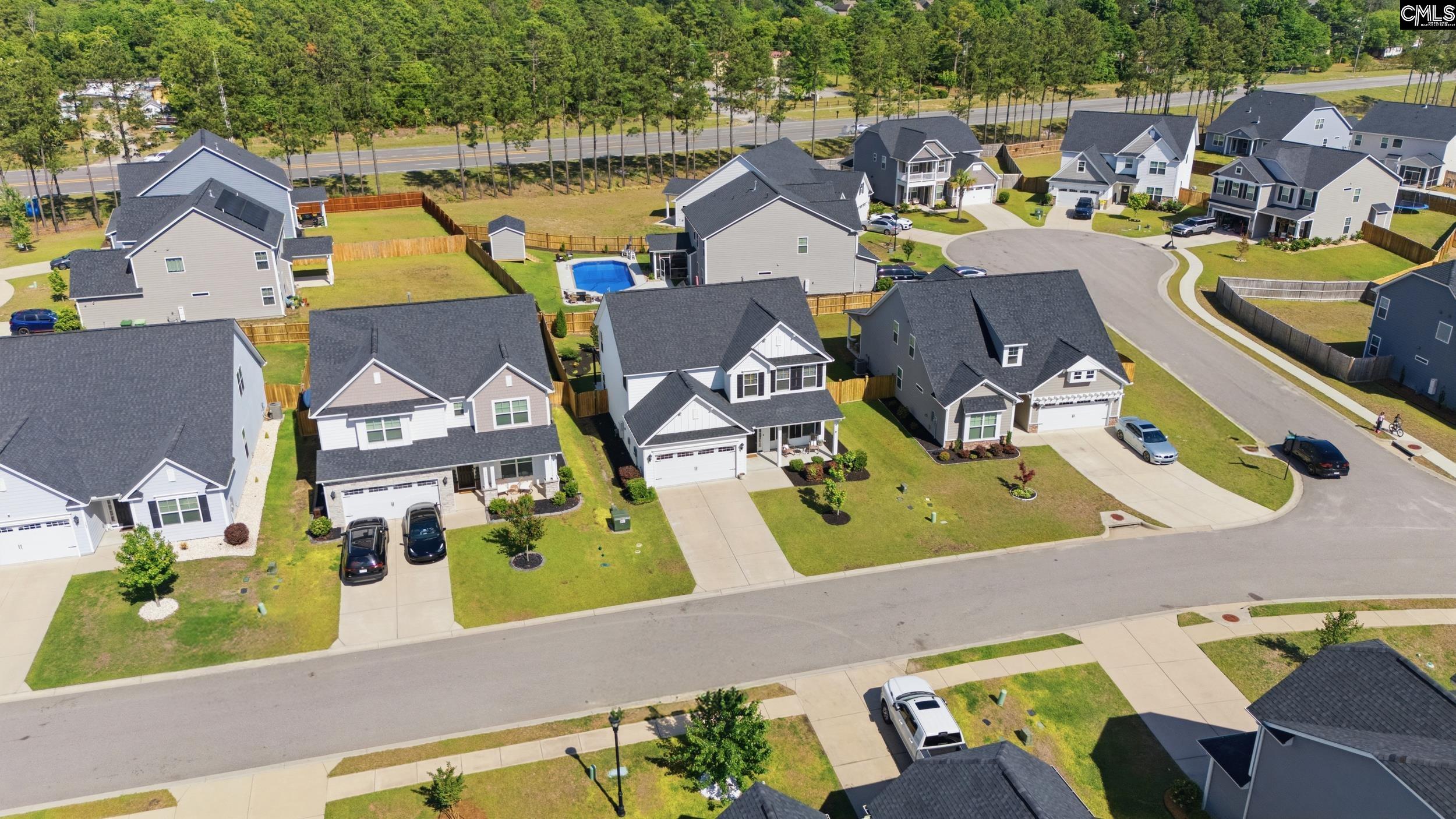 main property photo 23